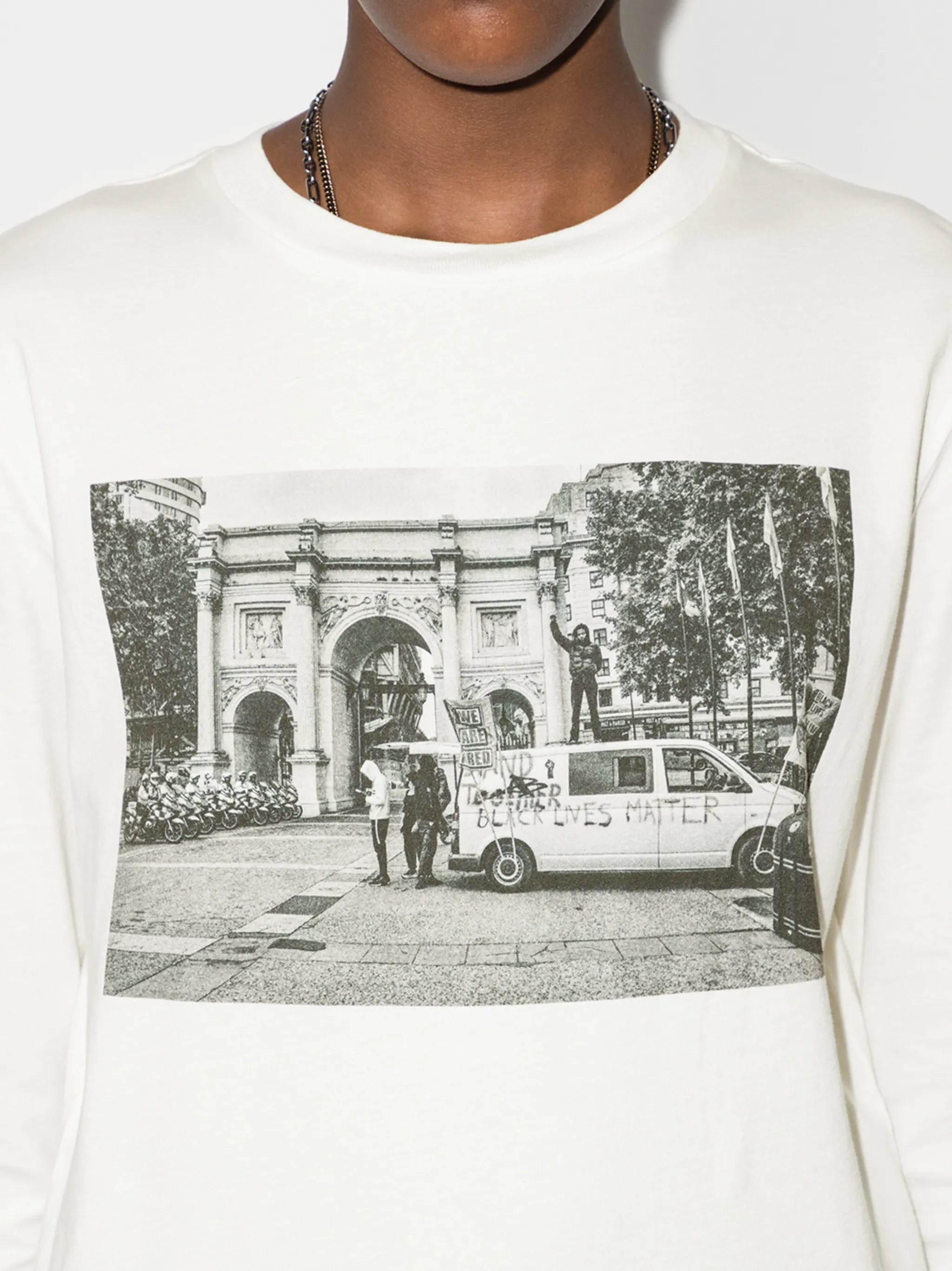 long-sleeve photograph print T-shirt