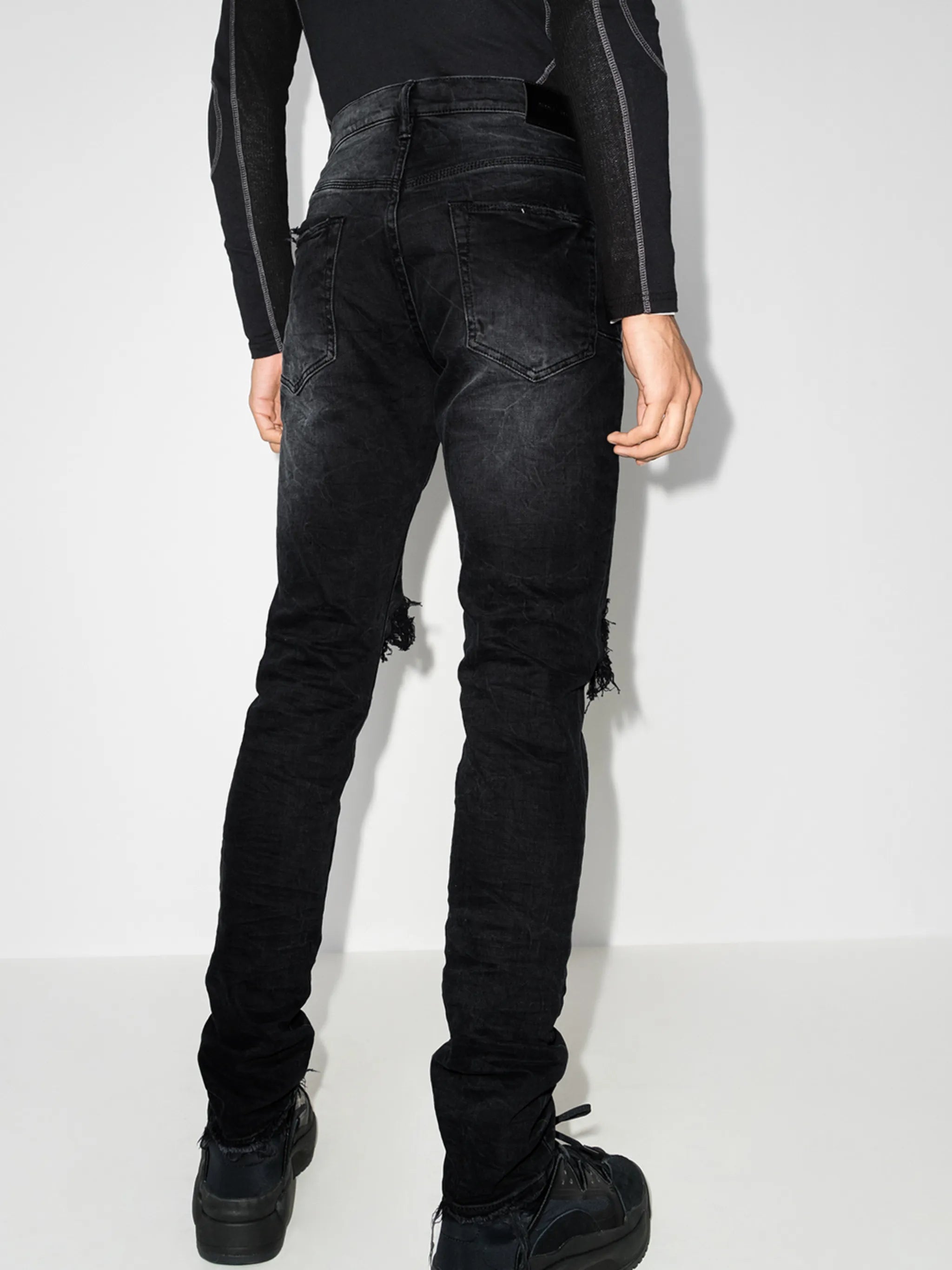 P002 black wash blowout pants