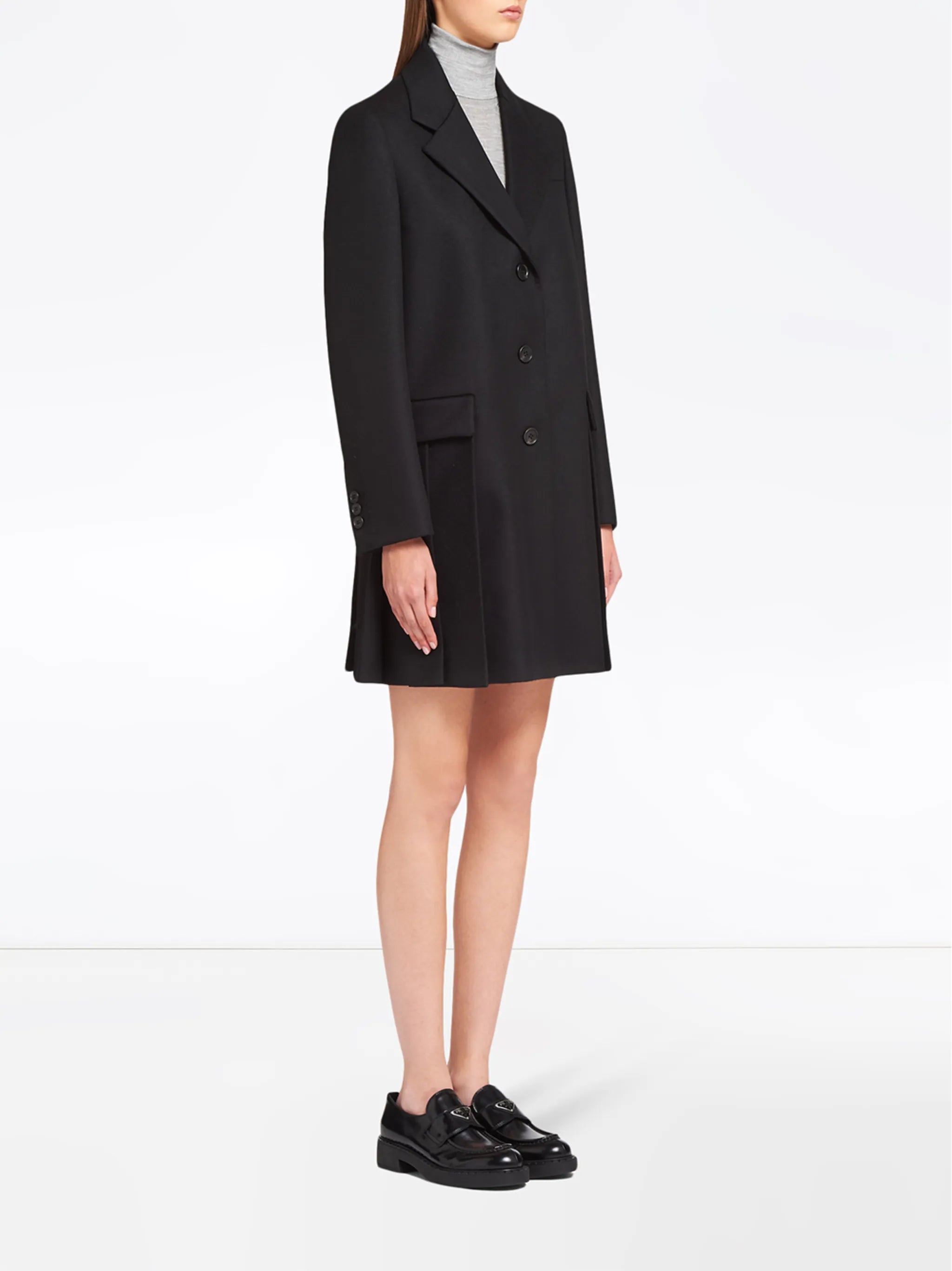 single-breasted coat