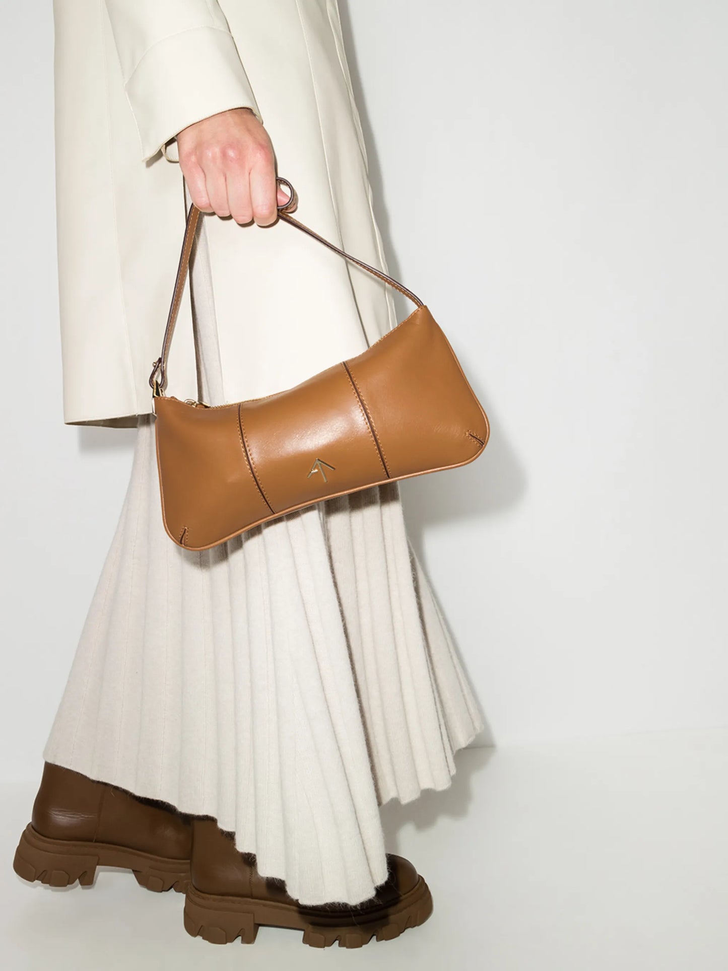 Pita logo-plaque shoulder bag