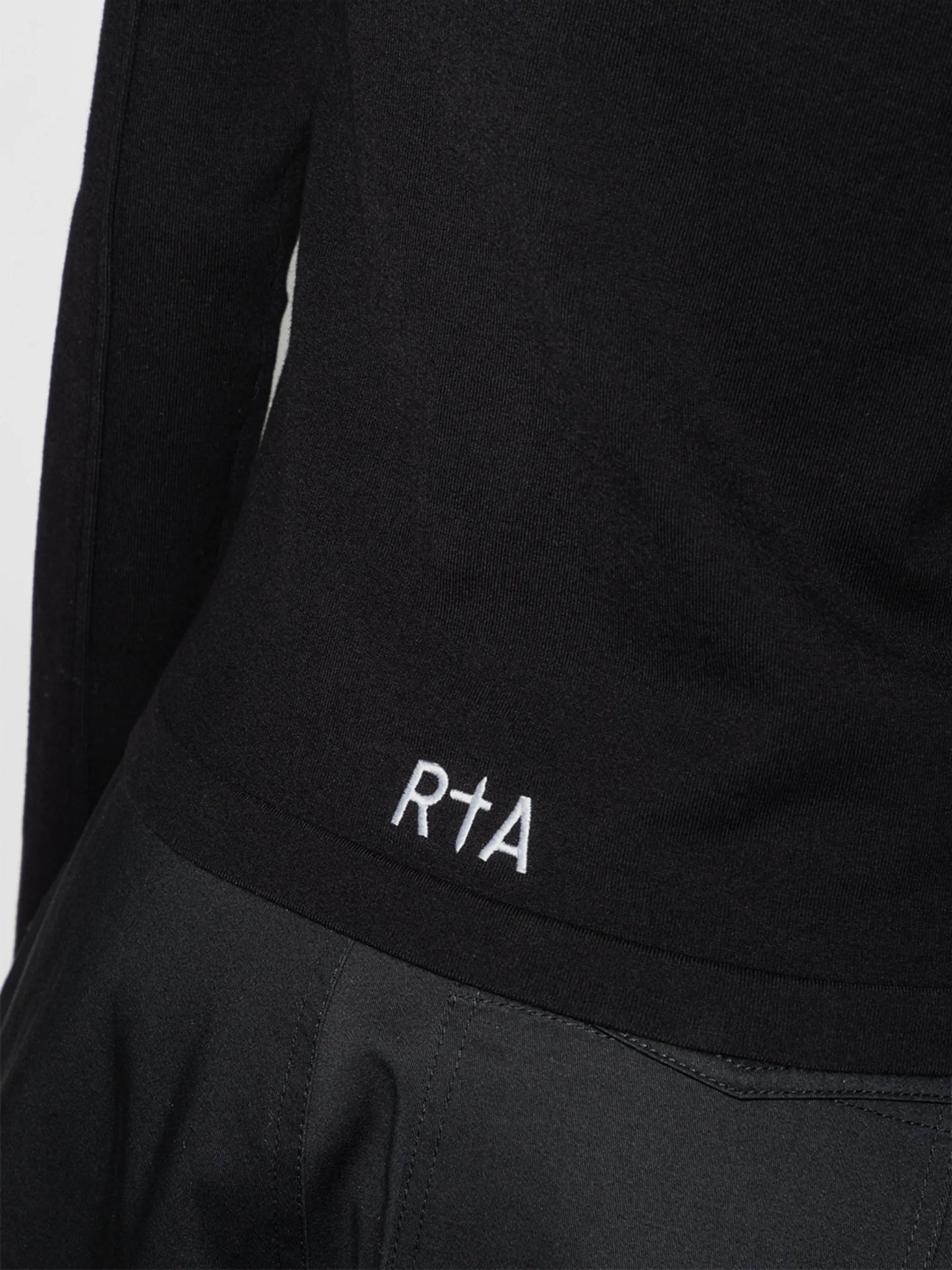 asymmetric-neck long-sleeve T-shirt