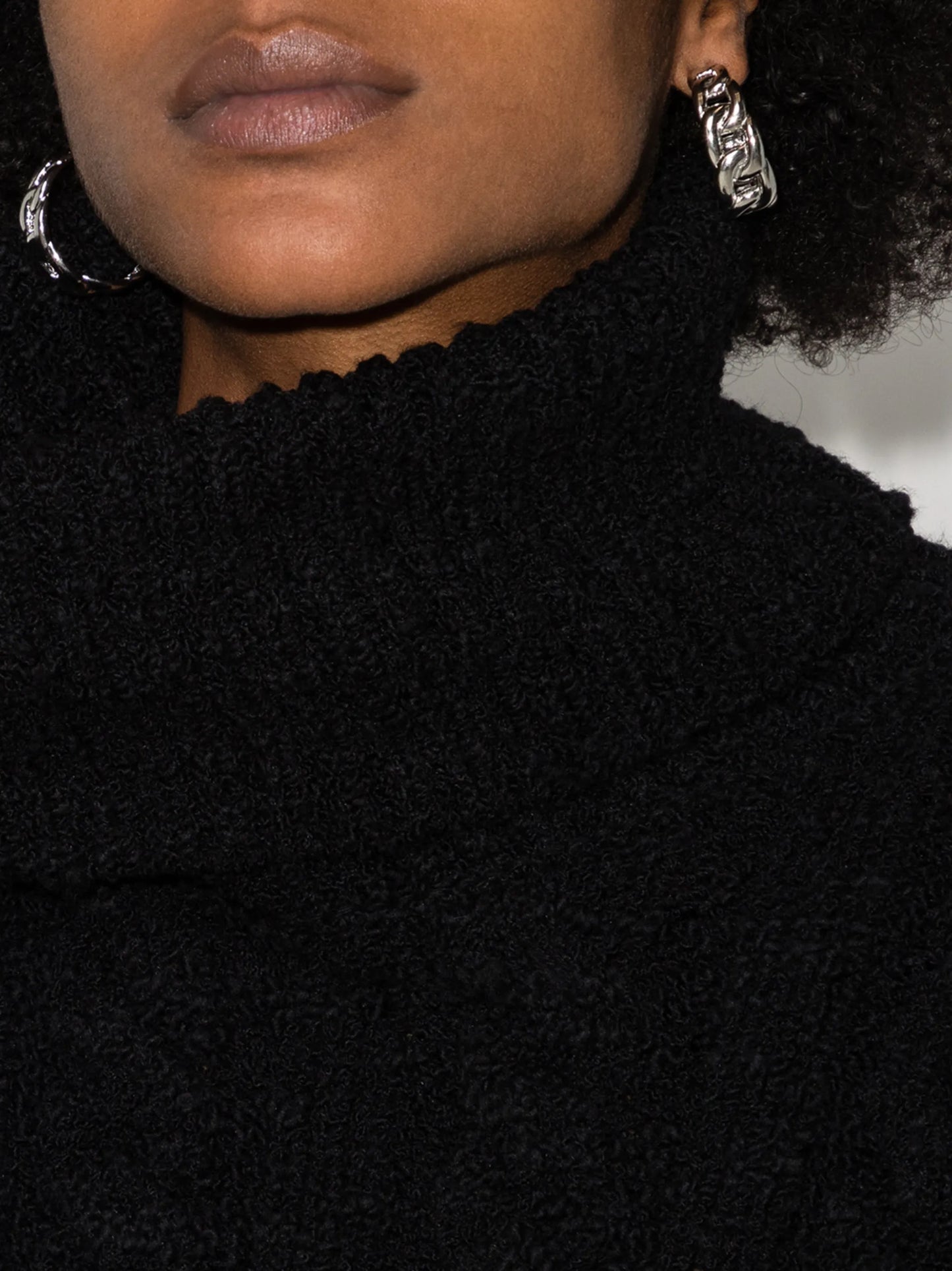 chain-link hoop earrings