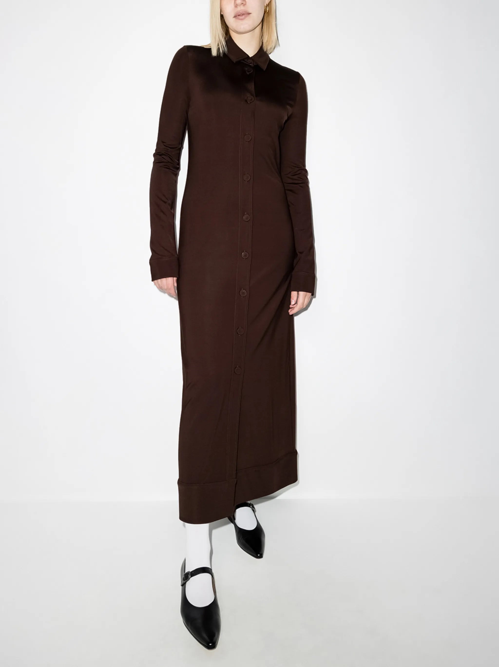 buttoned long-sleeve dress