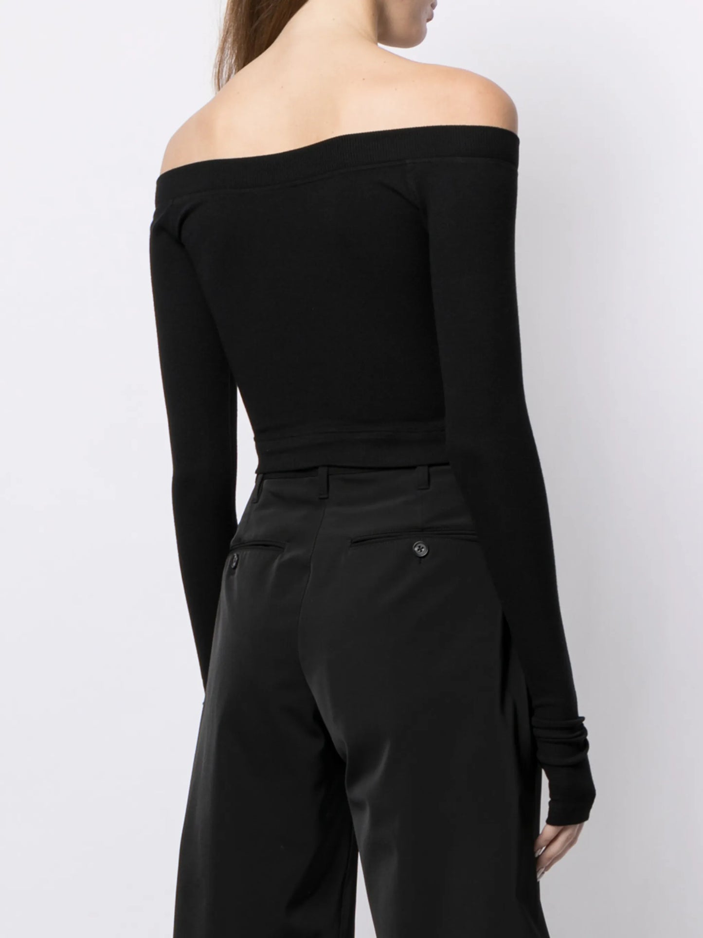 long-sleeved crop top
