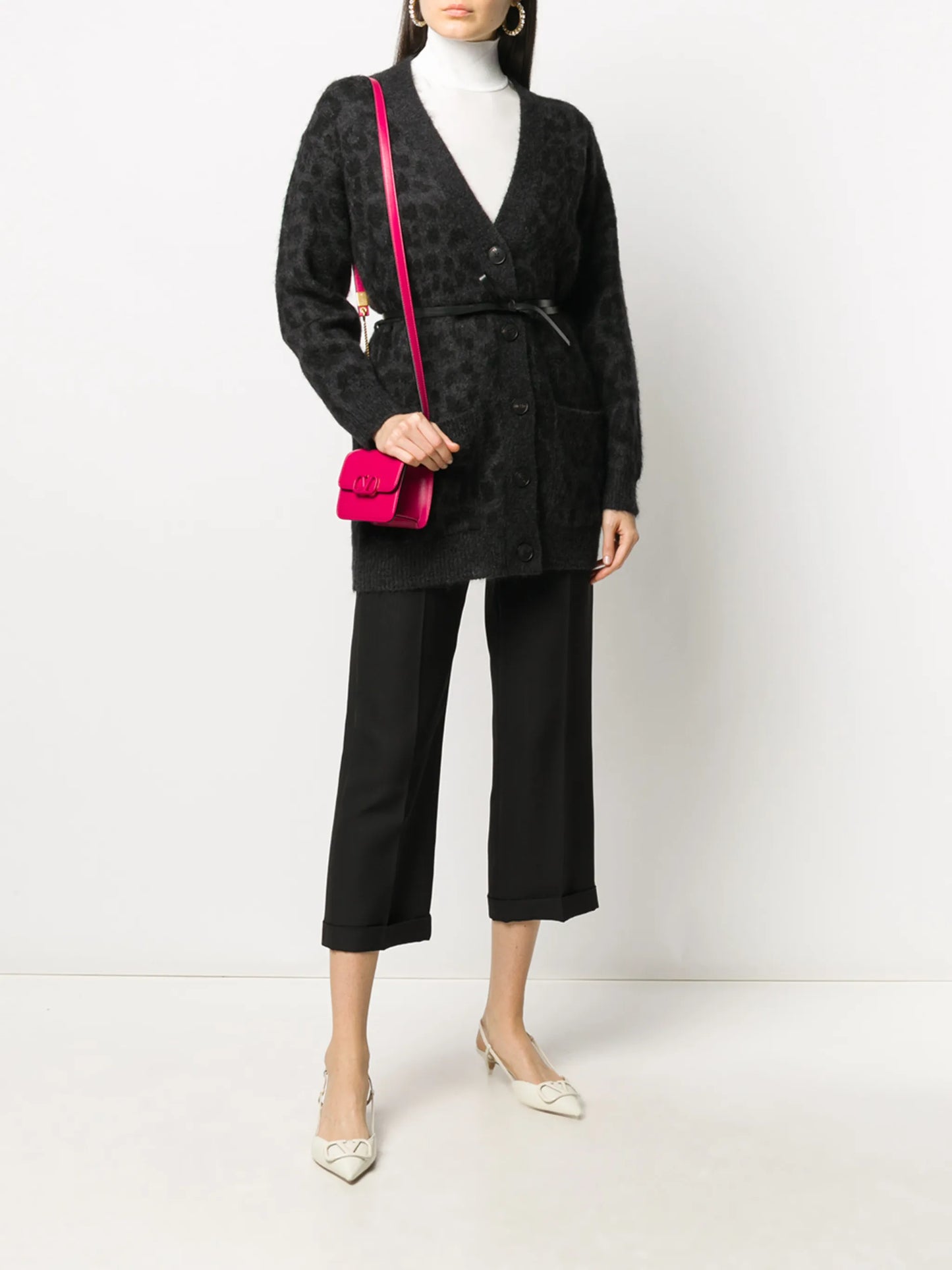 leopard pattern belted V-neck cardigan