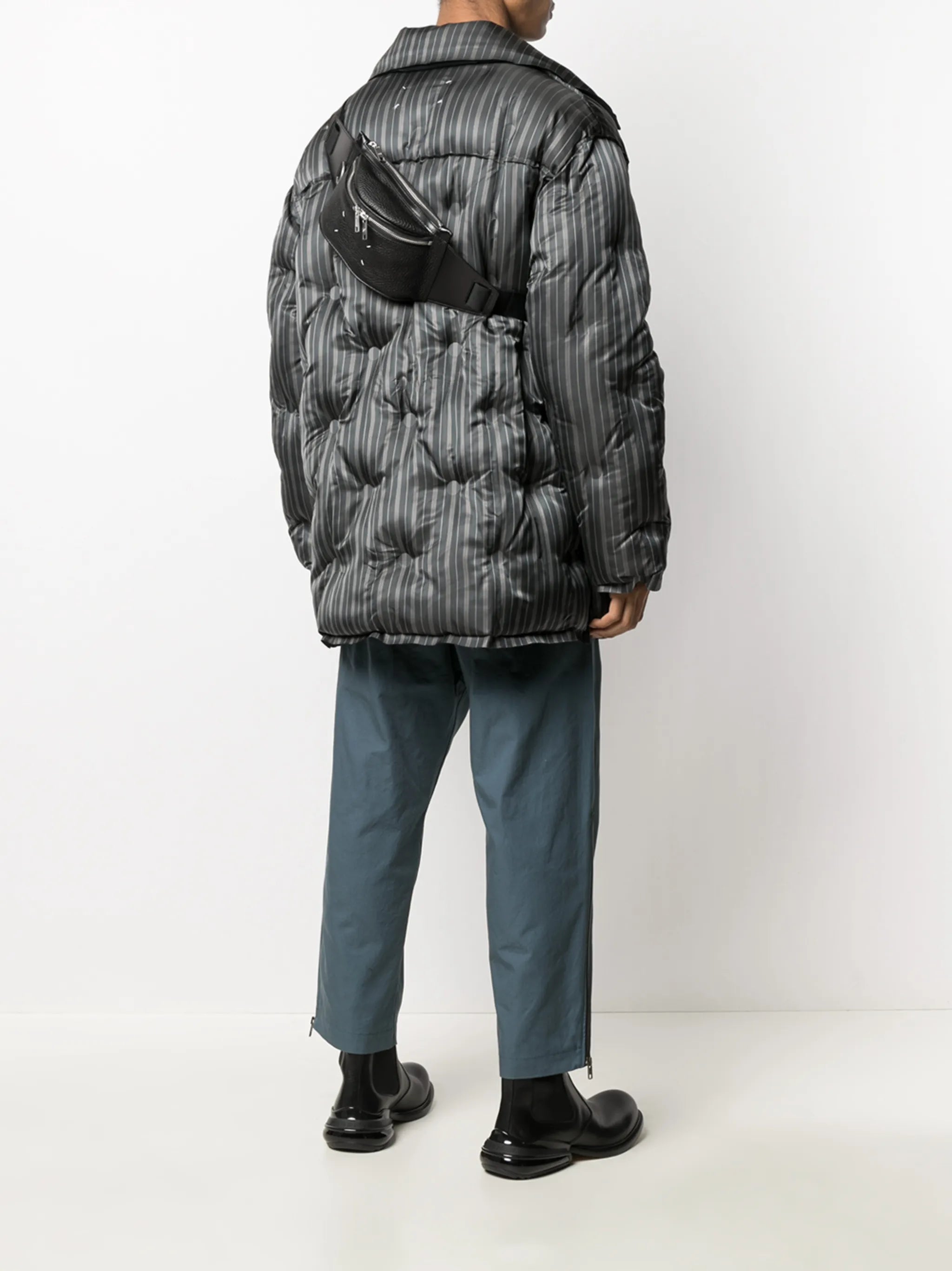 number-print four-stitch belt bag