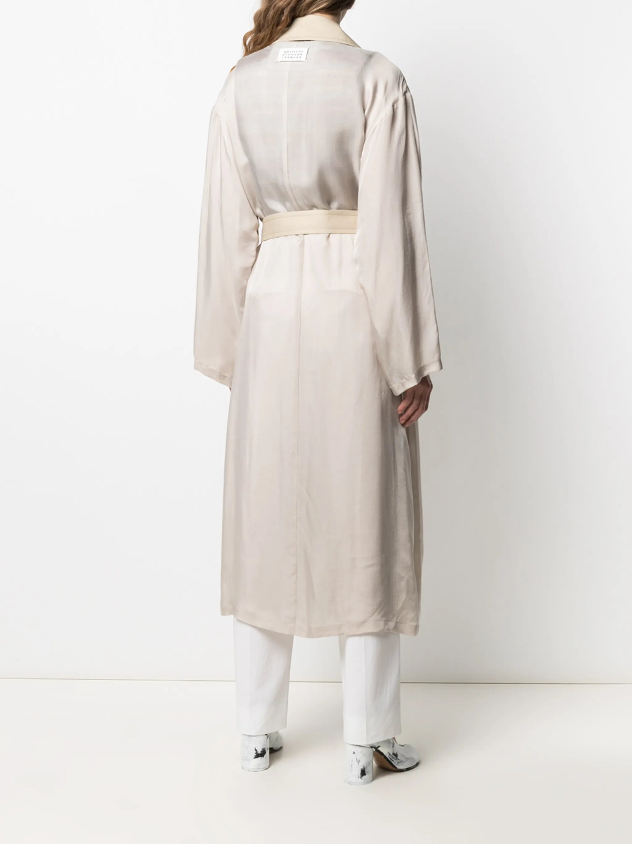 peak-lapel belted-waist coat