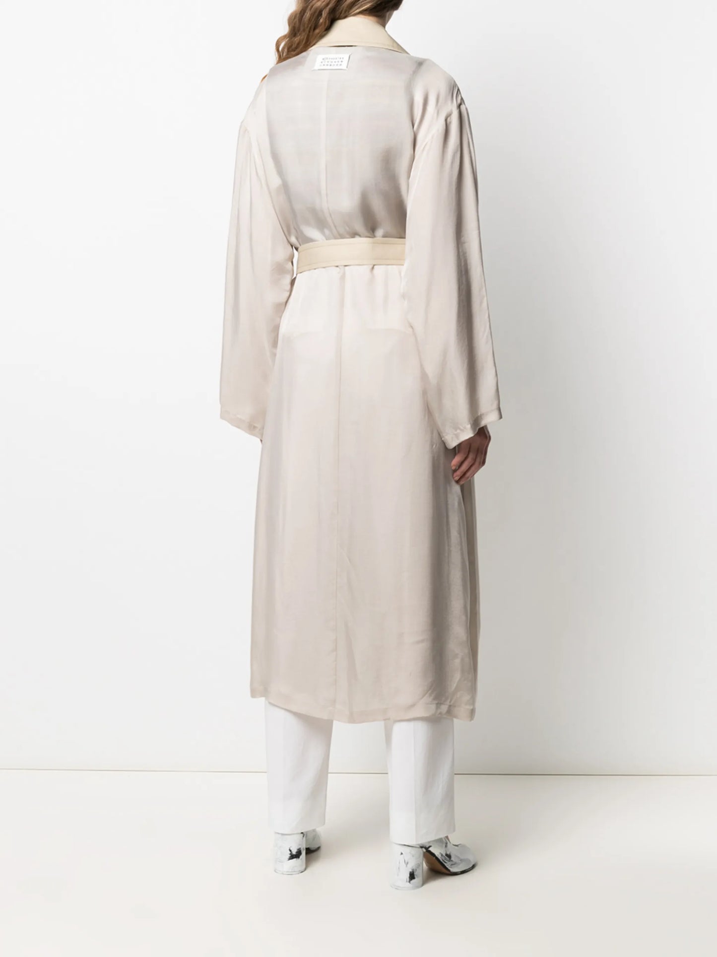 peak-lapel belted-waist coat