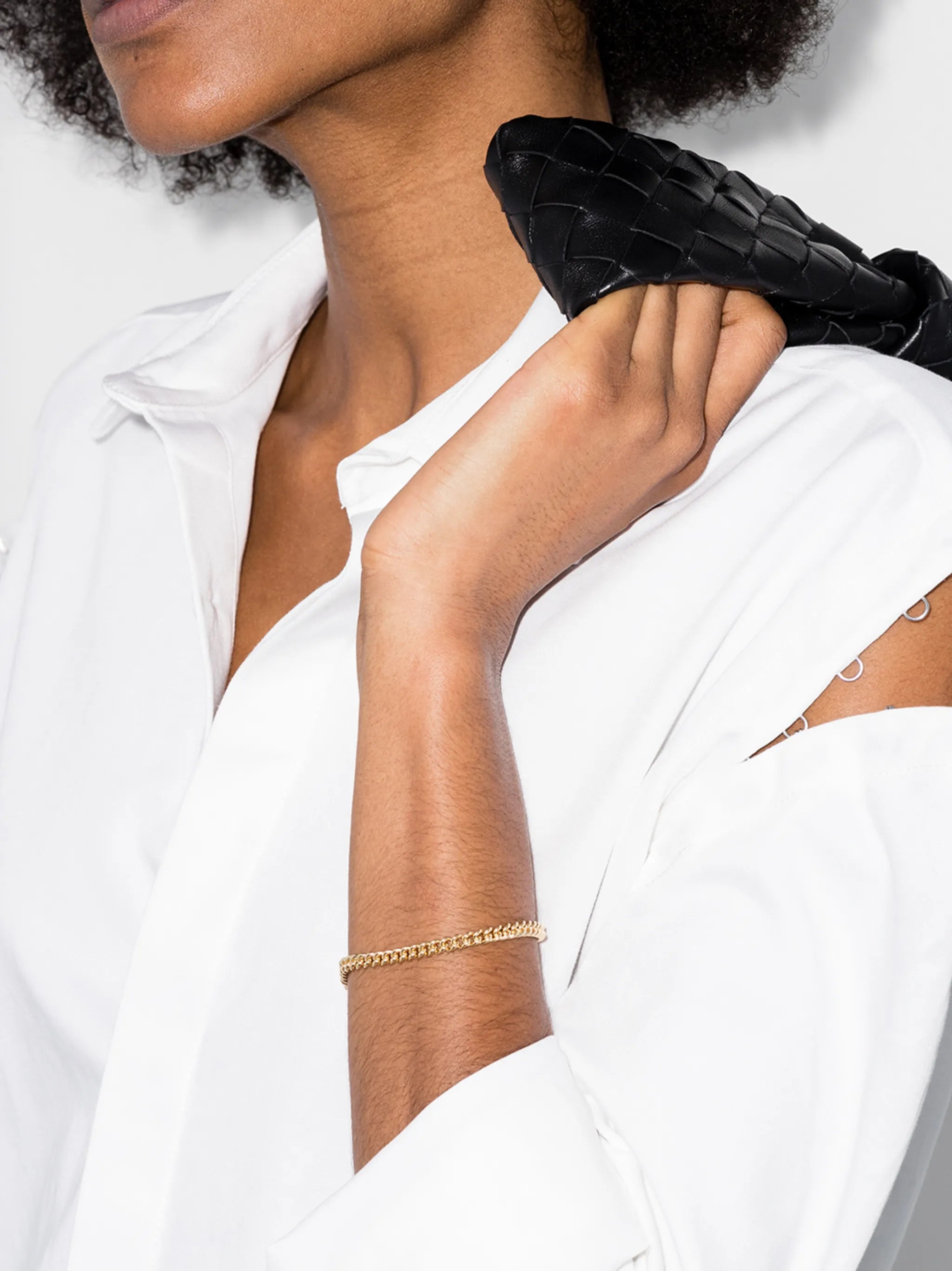 rounded thin curb bracelet
