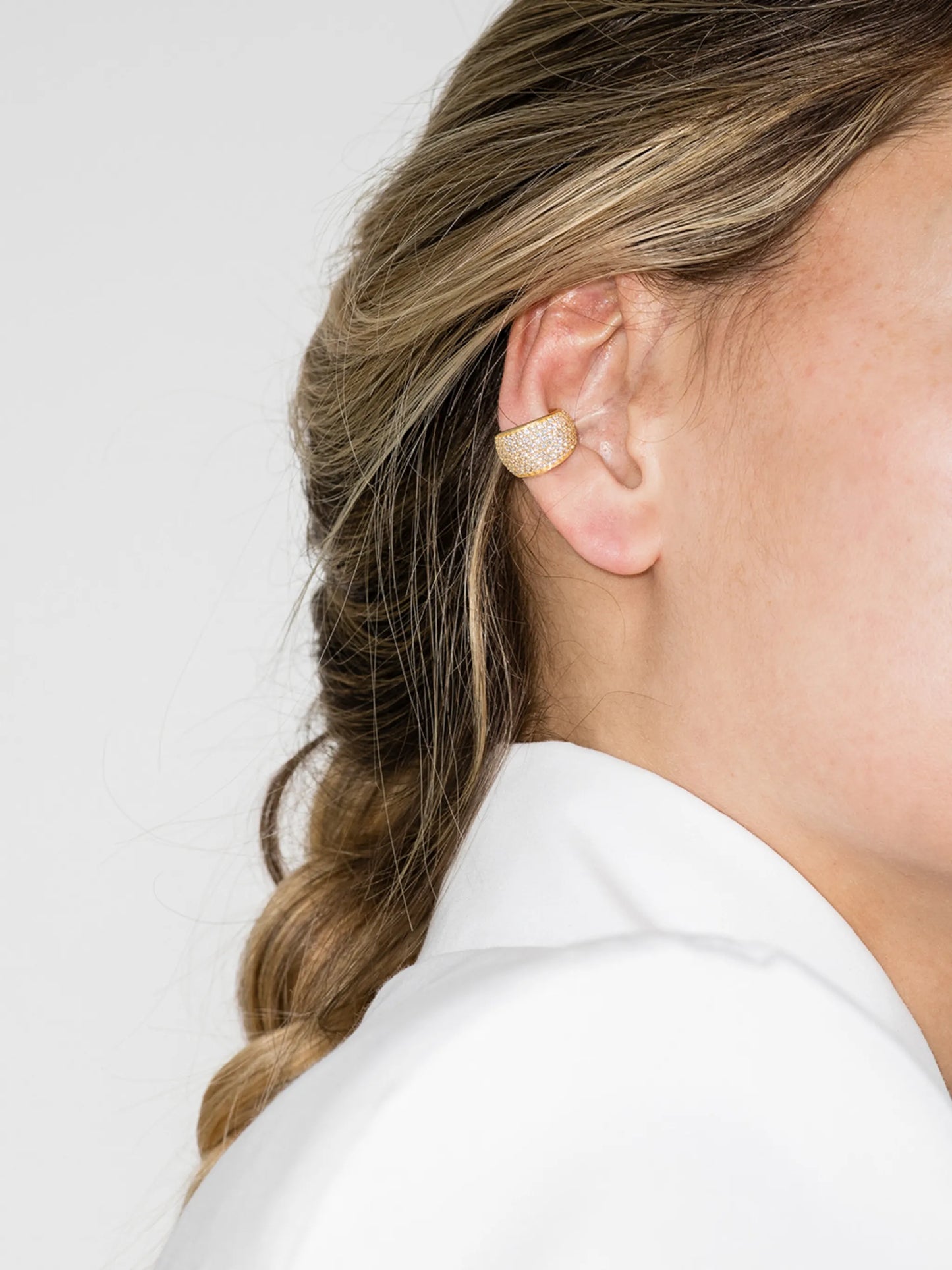 Liz crystal-embellished ear cuff