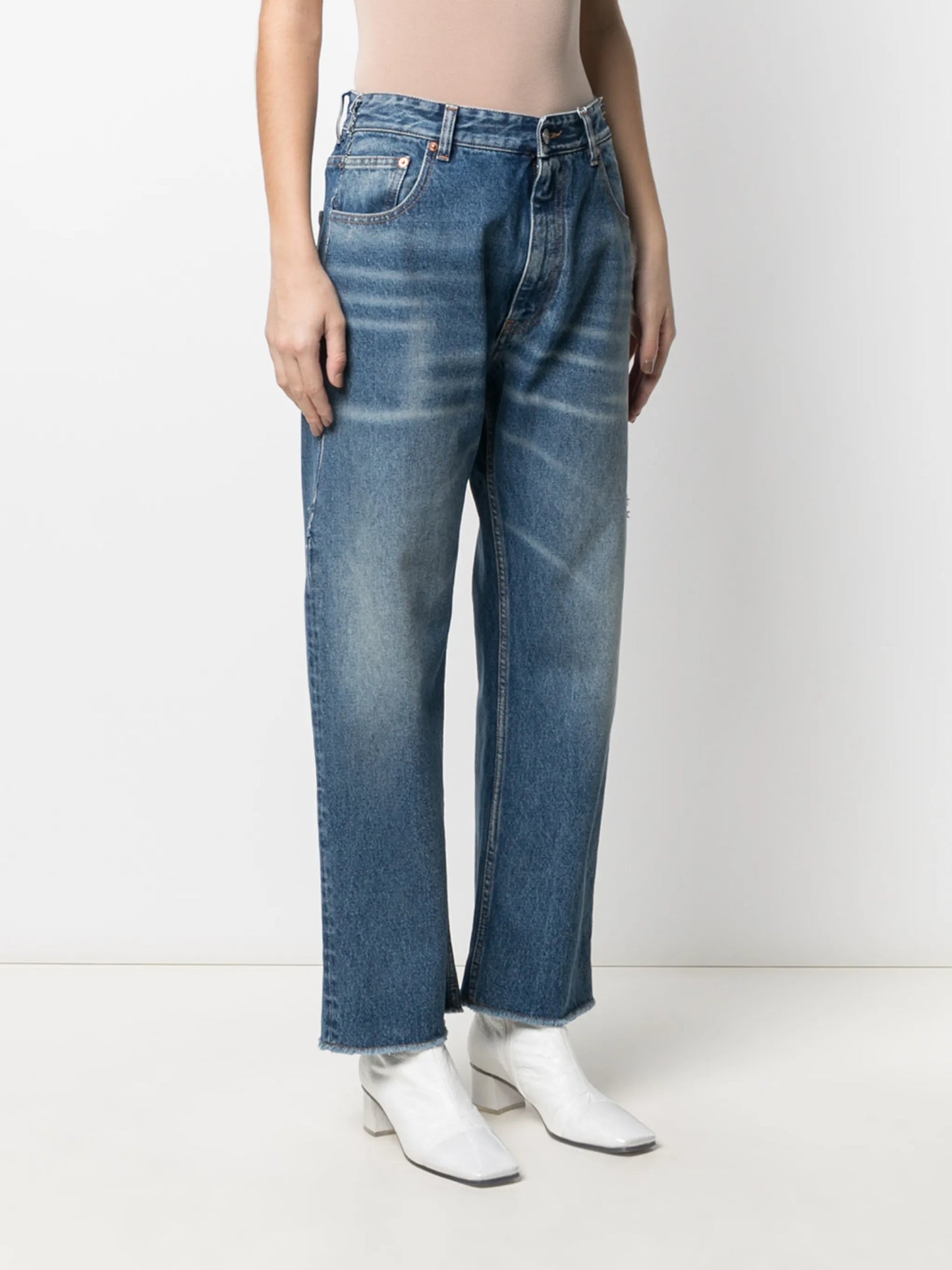 mid-rise wide-leg jeans