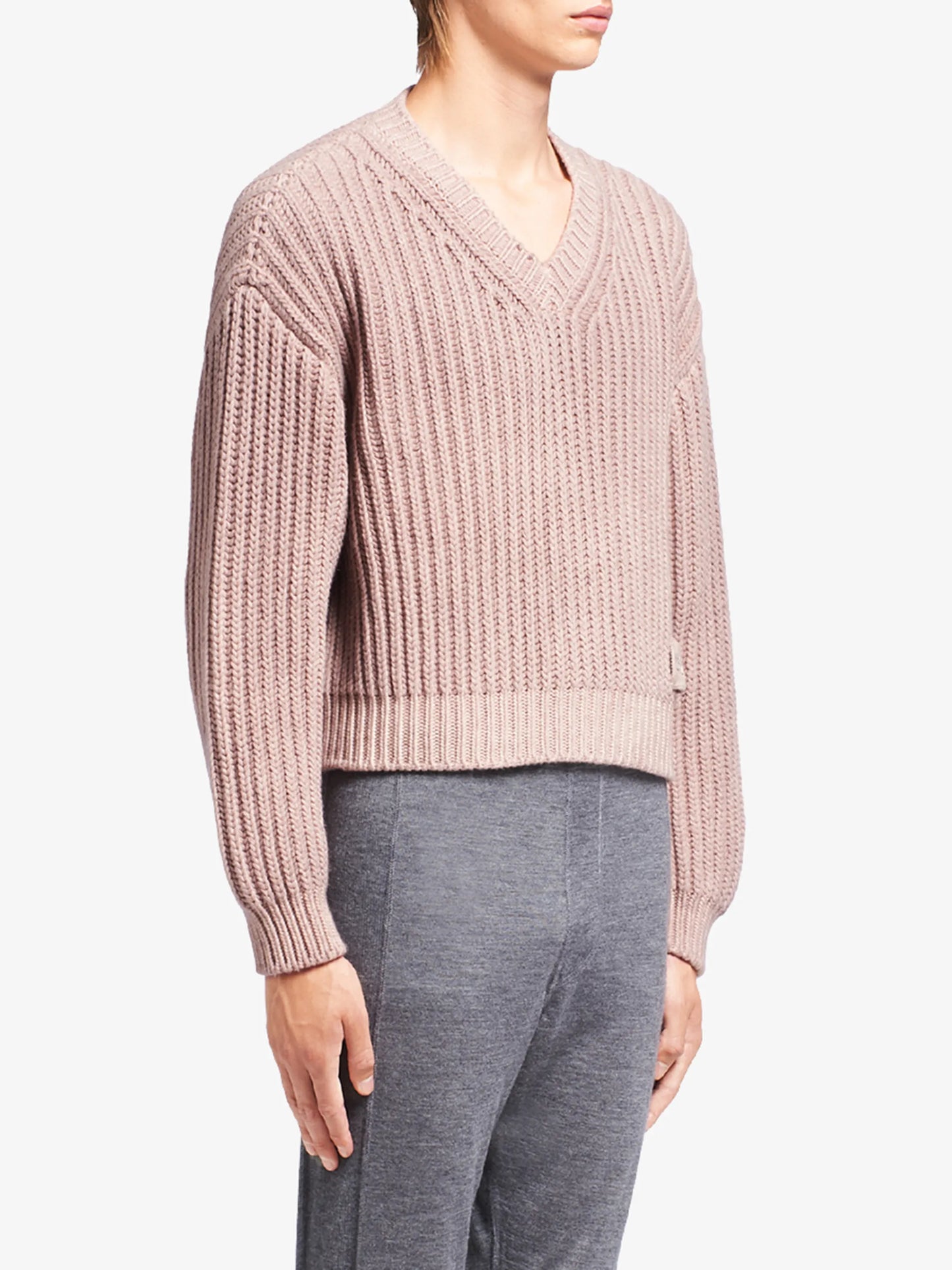 chunky-knit V-neck jumper