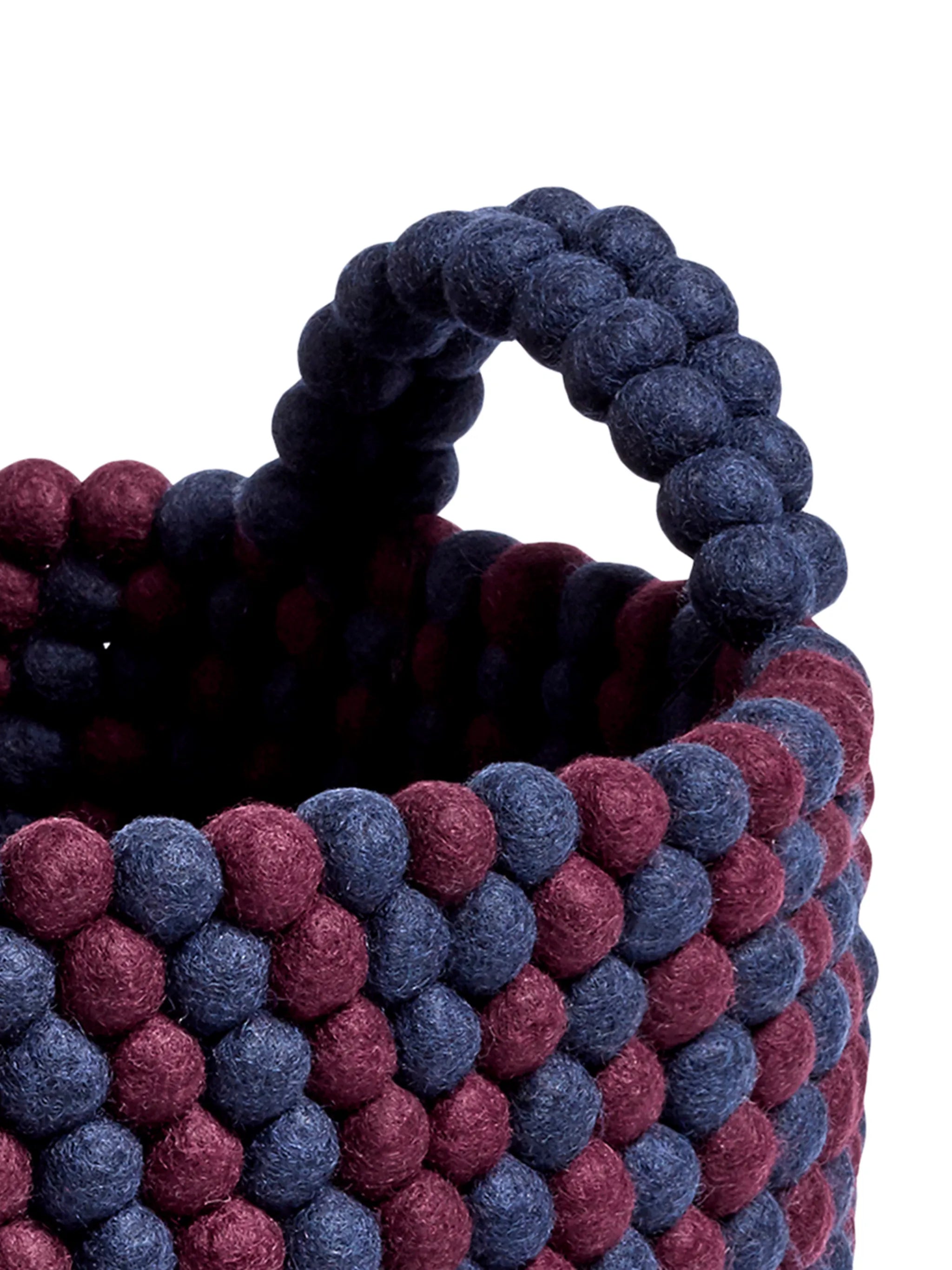 Bead wool basket