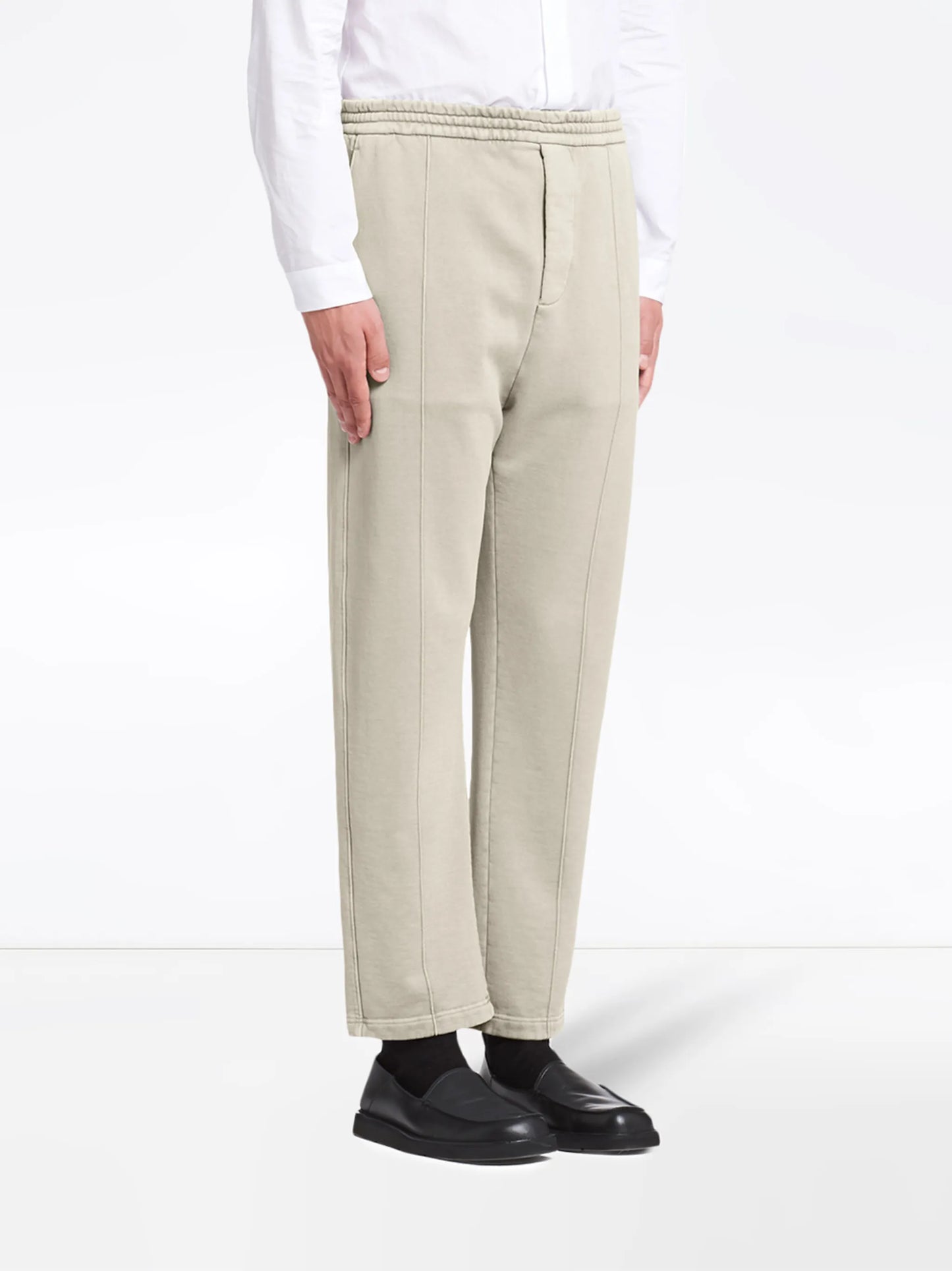 elasticated-waist straight-leg trousers