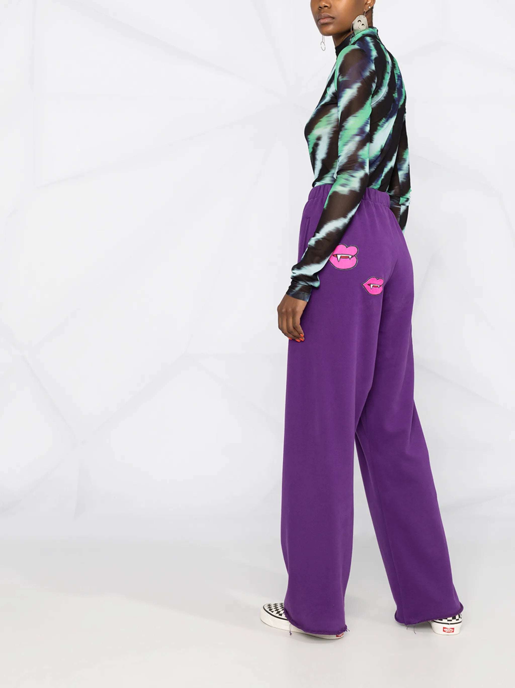 wide-leg sweatpants