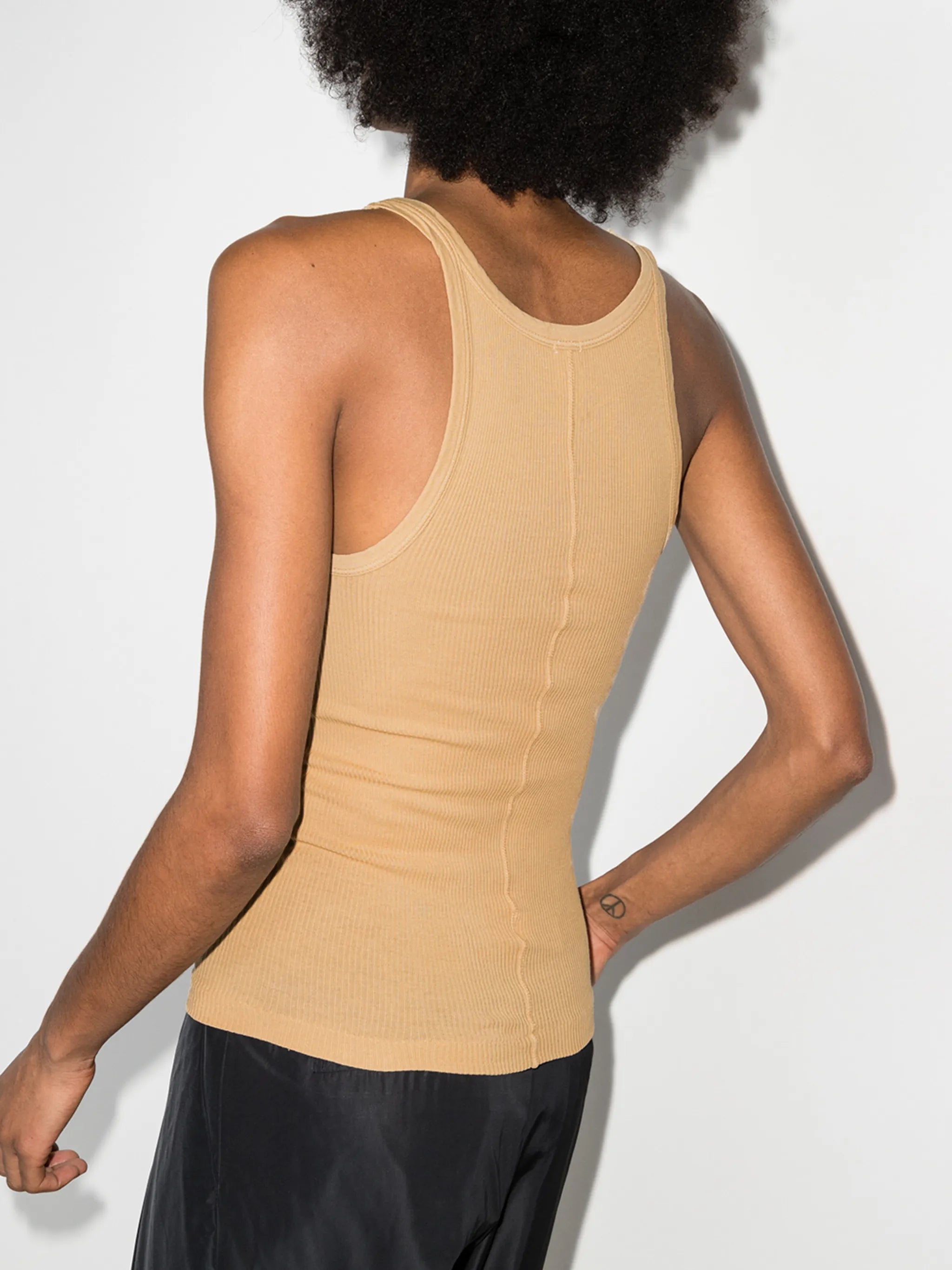 ribbed-knit sleeveless tank top