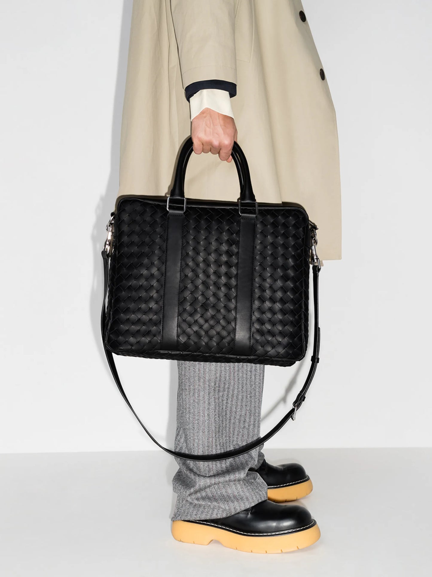 Intrecciato-finish briefcase