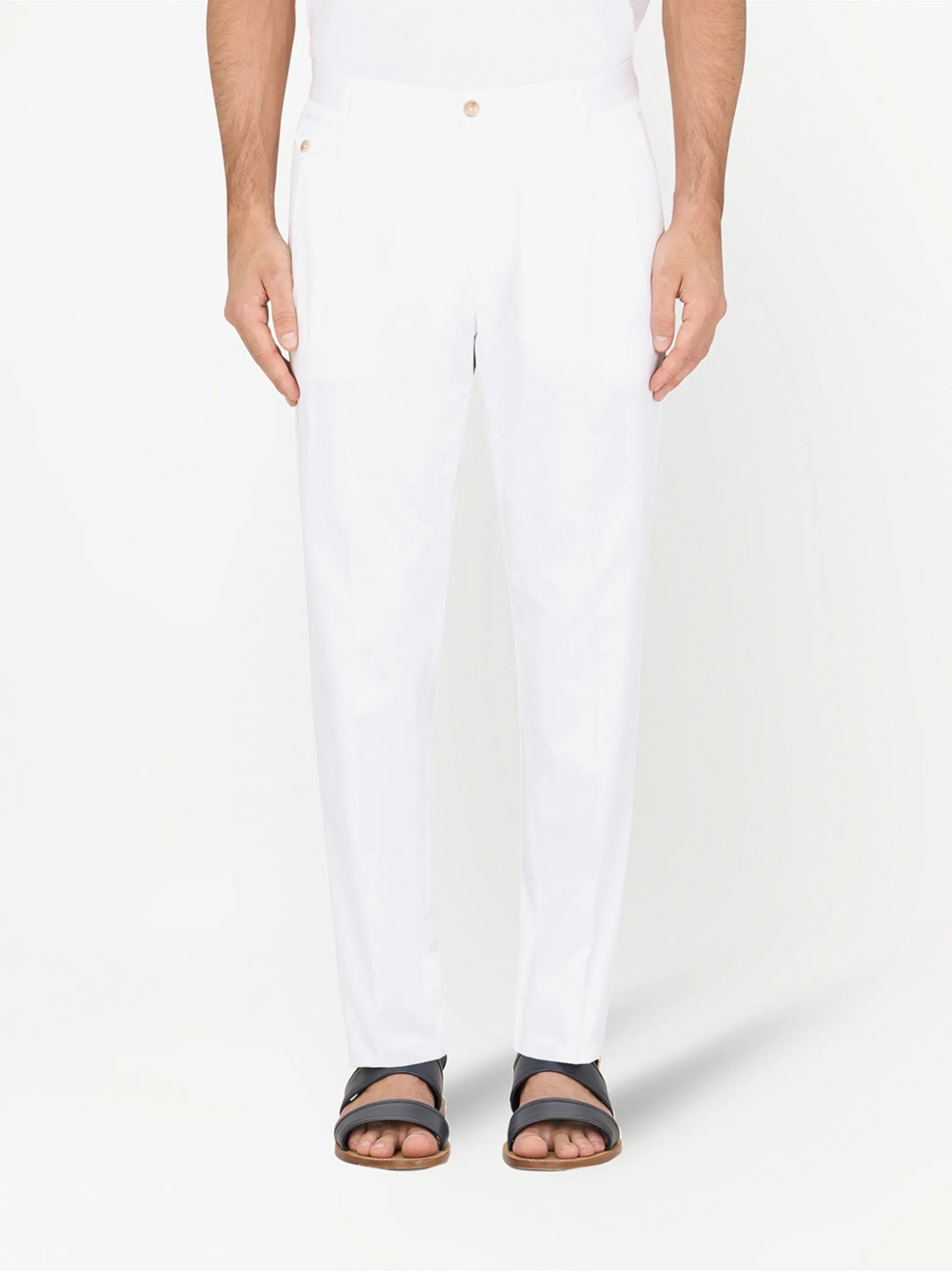 pleated tapered trousers