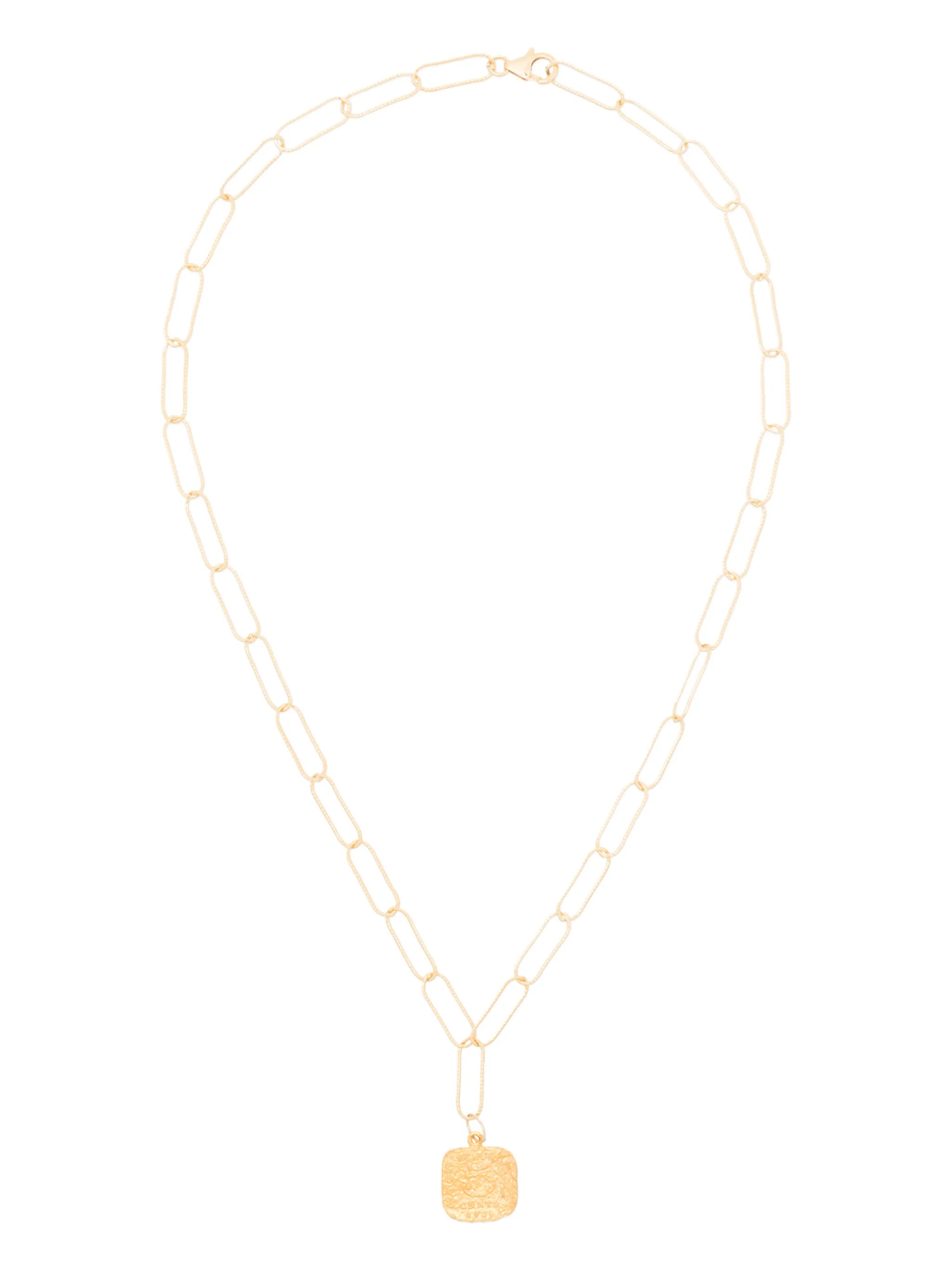 chain-link pendant necklace