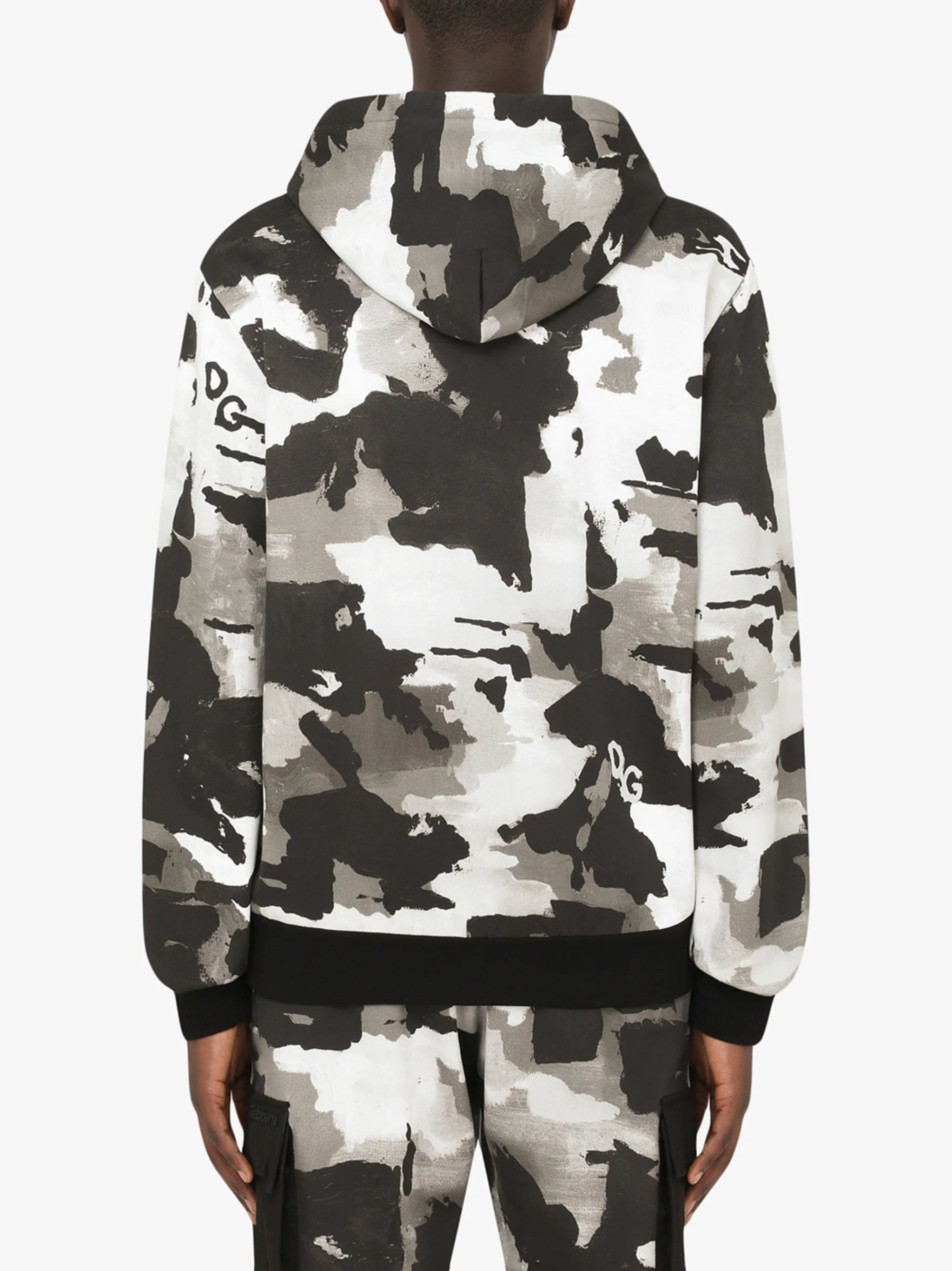 camouflage-pattern V-neck hoodie
