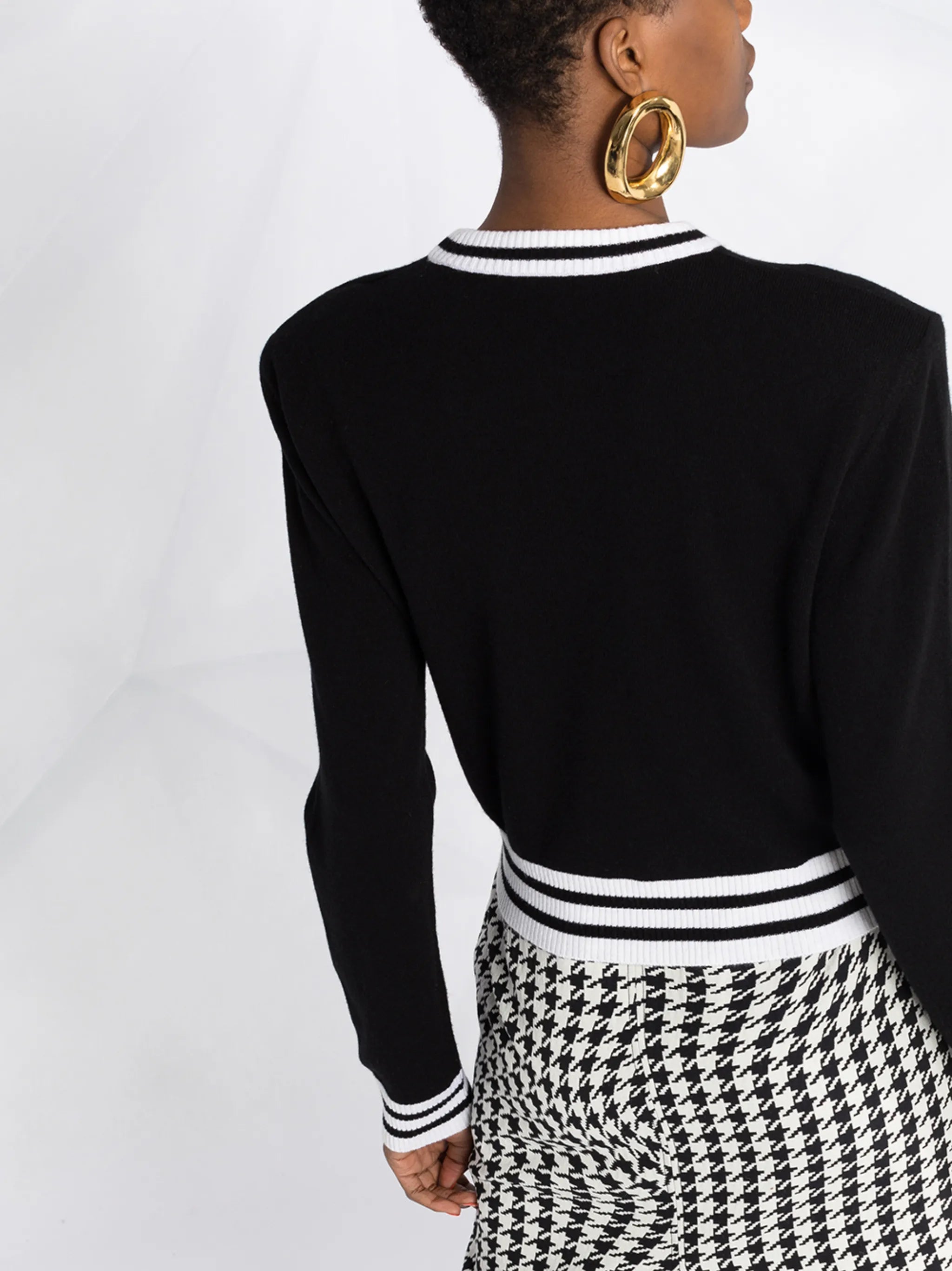 intarsia-knit logo jumper