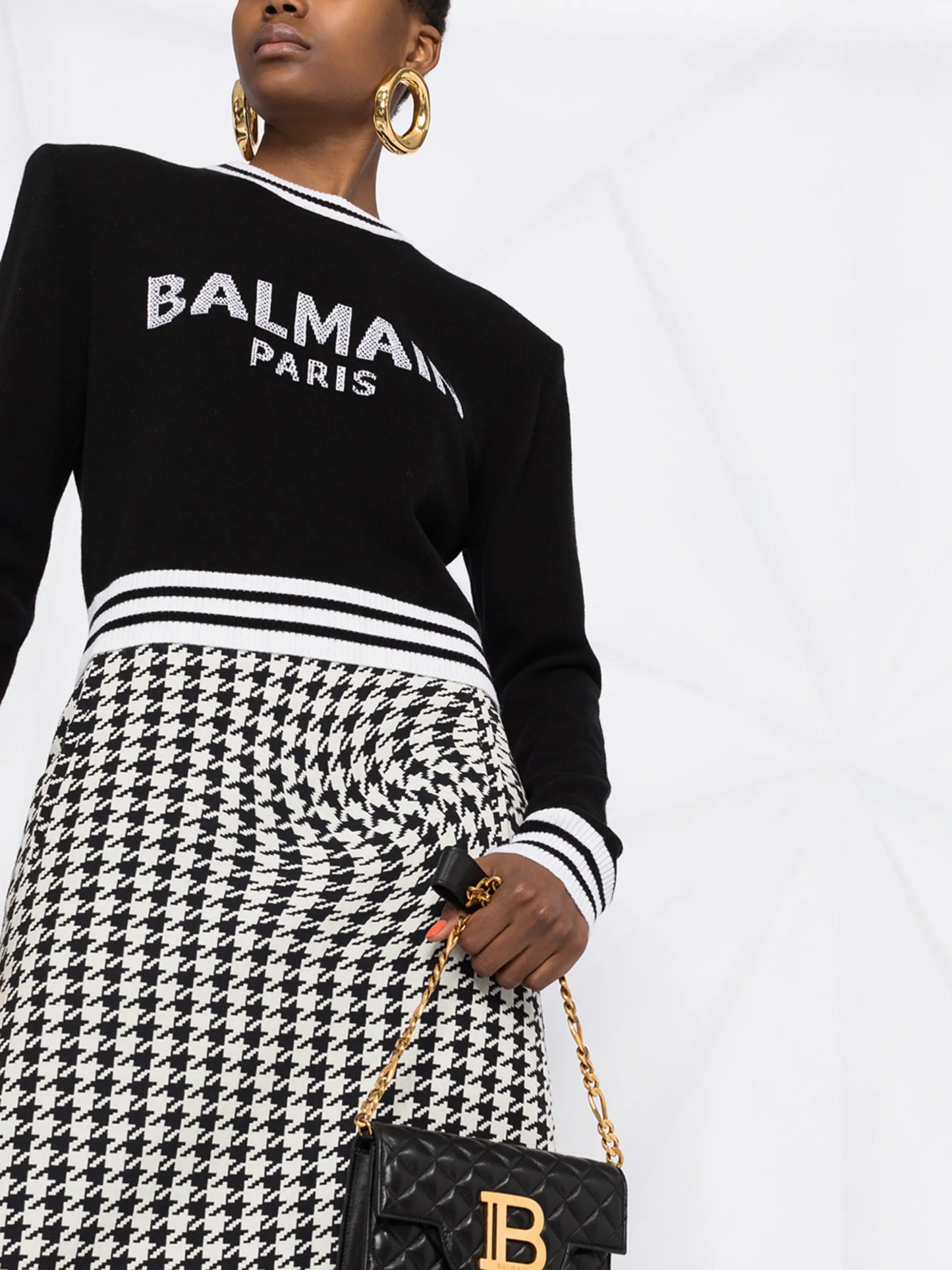 intarsia-knit logo jumper