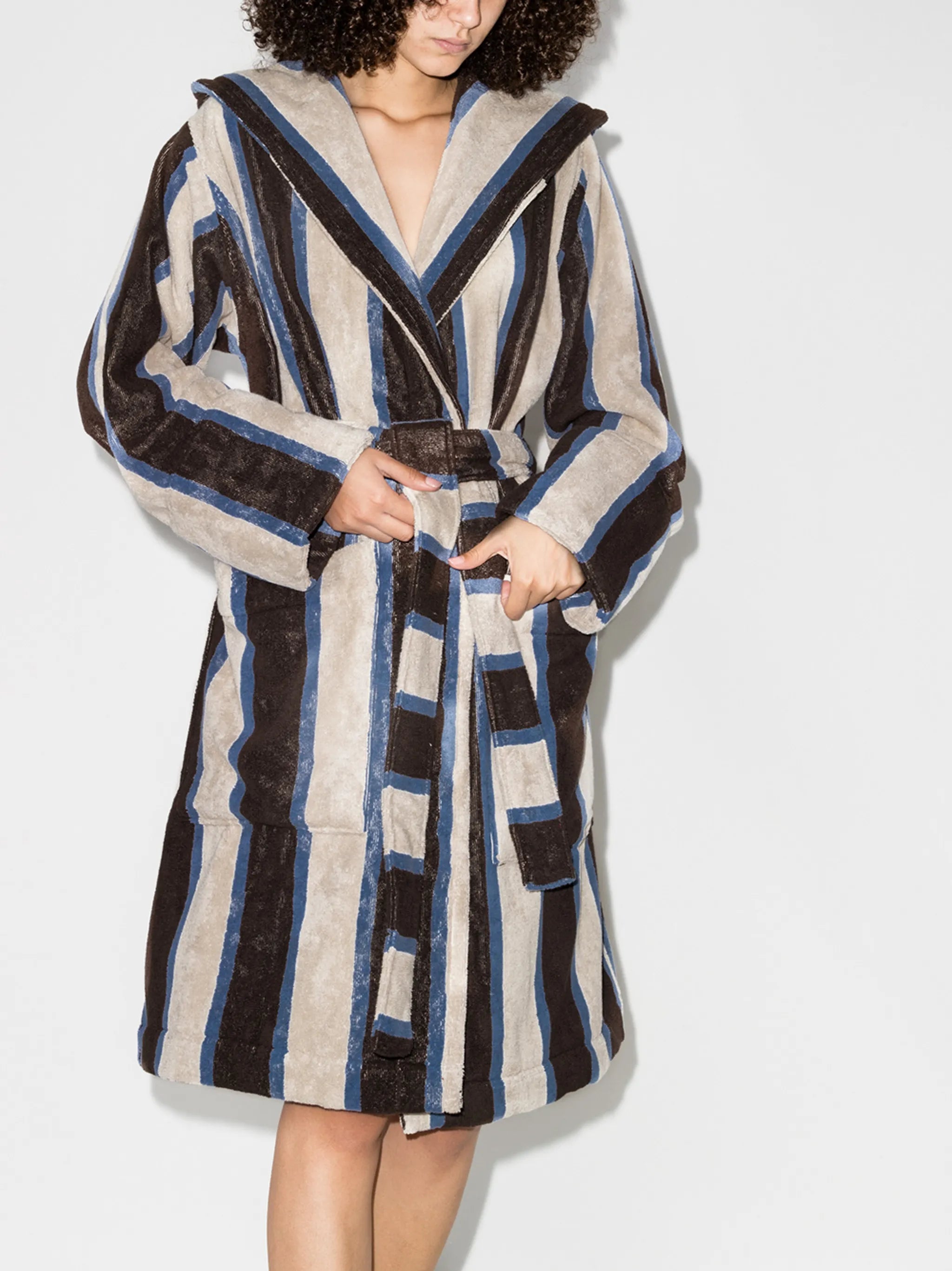 stripe-pattern hooded robe