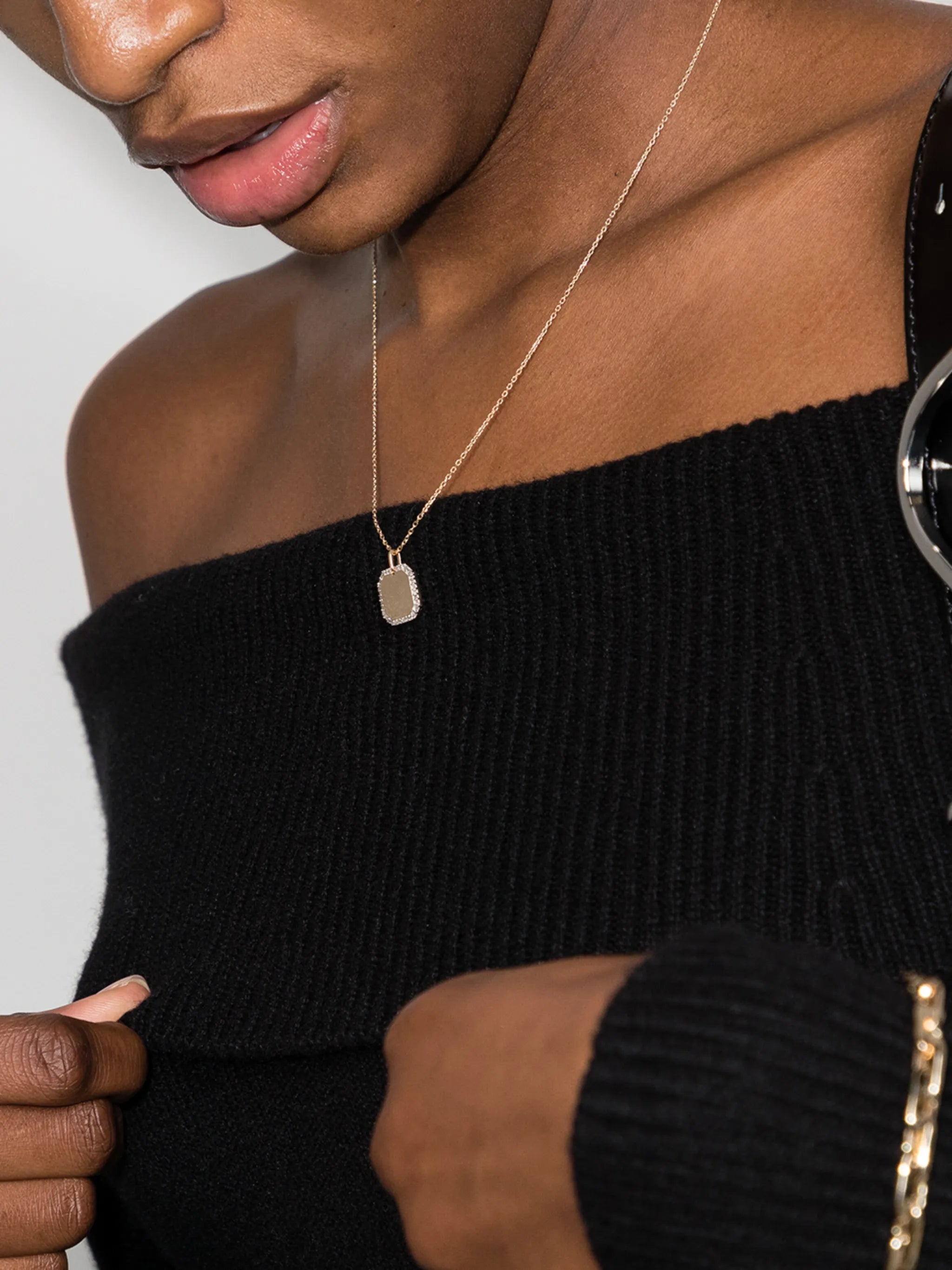 14kt yellow gold diamond pendant necklace