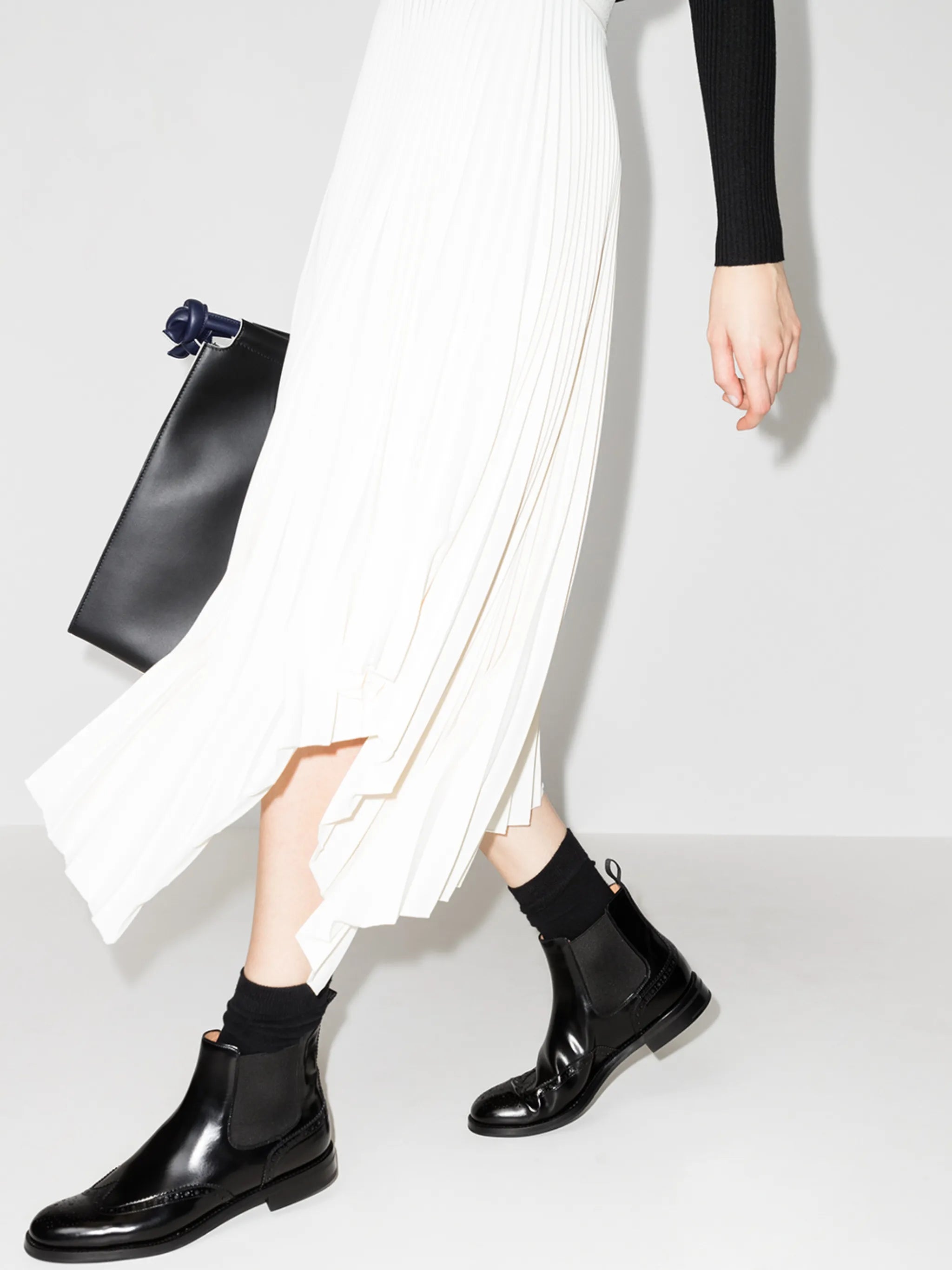 Ketsby round-toe Chelsea boots