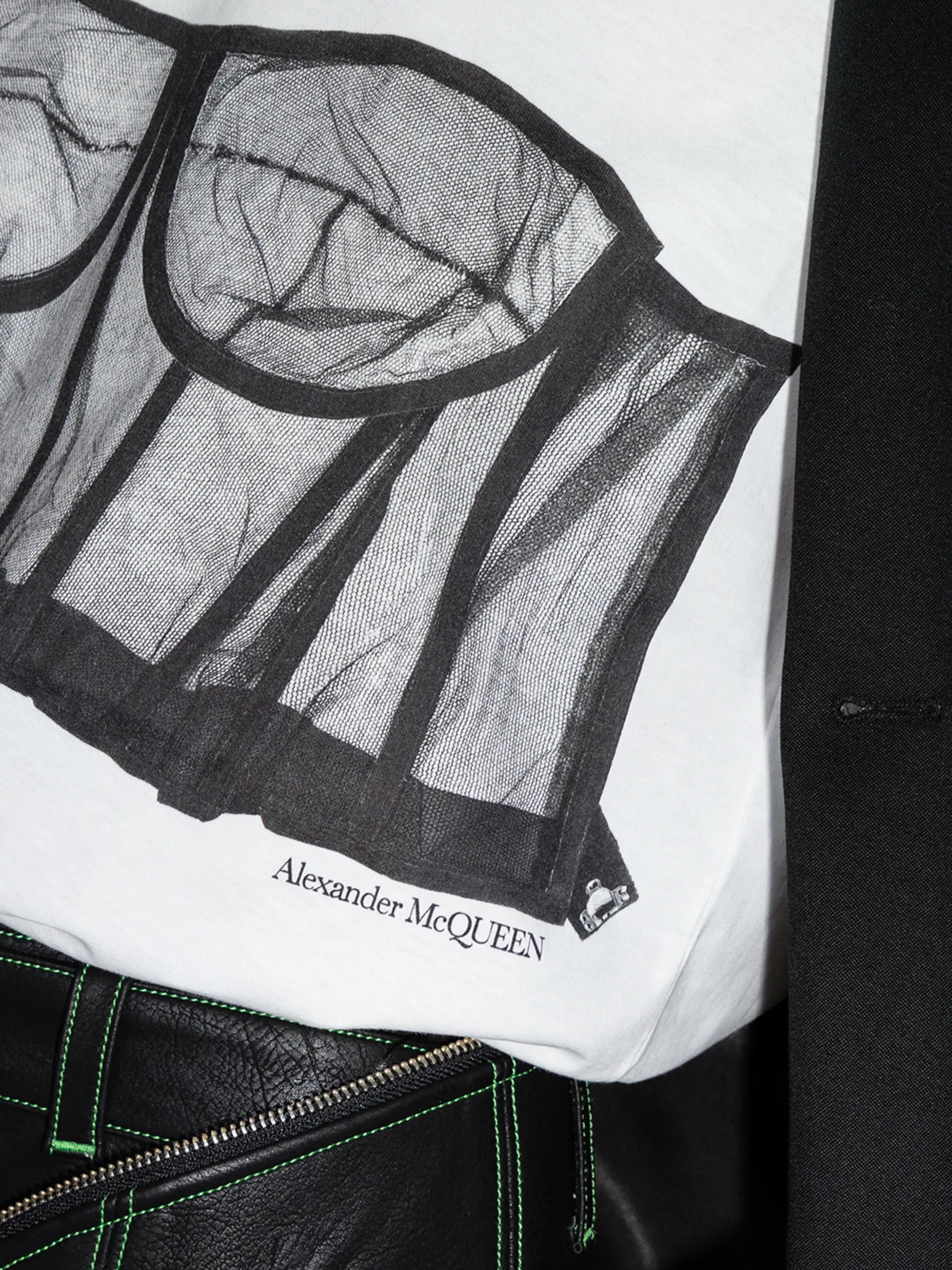 bustier-print crew-neck T-shirt