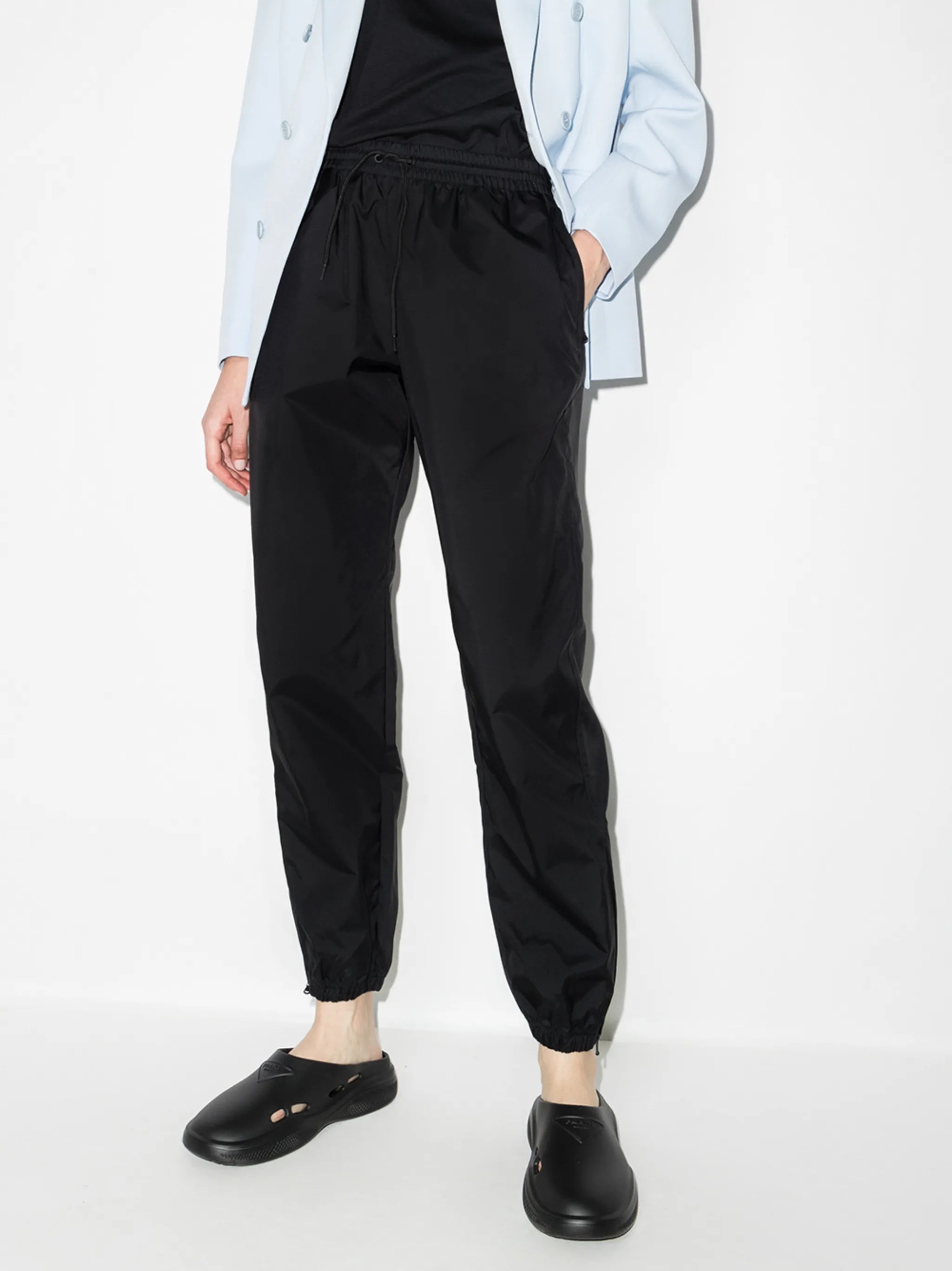 drawstring-waist trousers