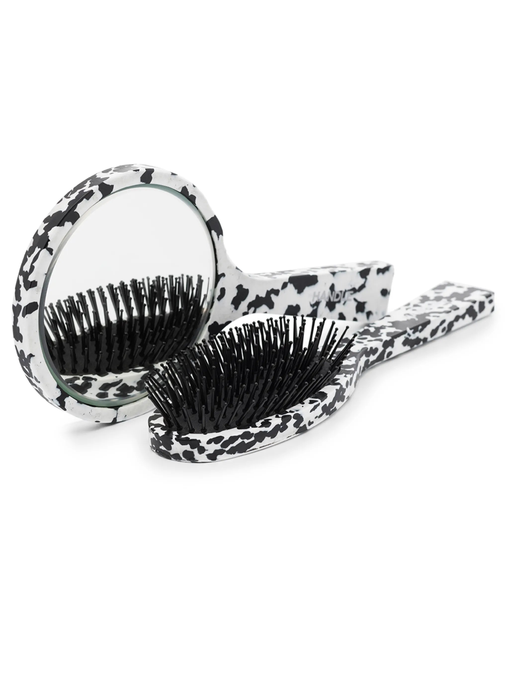marble-pattern four-piece grooming gift set