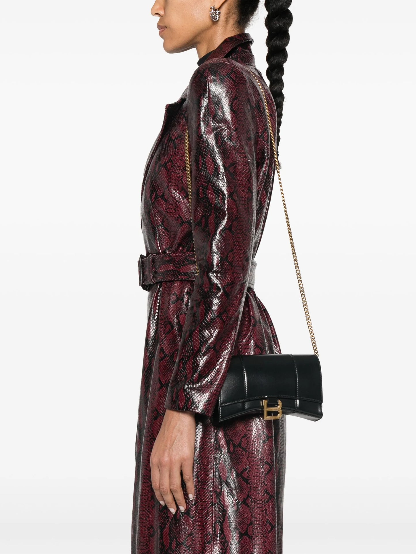 Hourglass leather wallet-on-chain