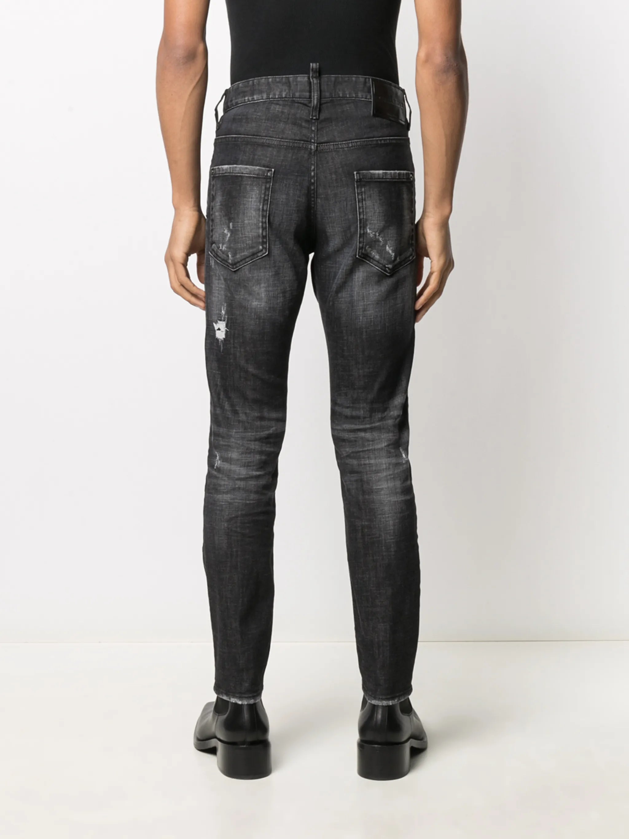 distressed slim-fit jeans