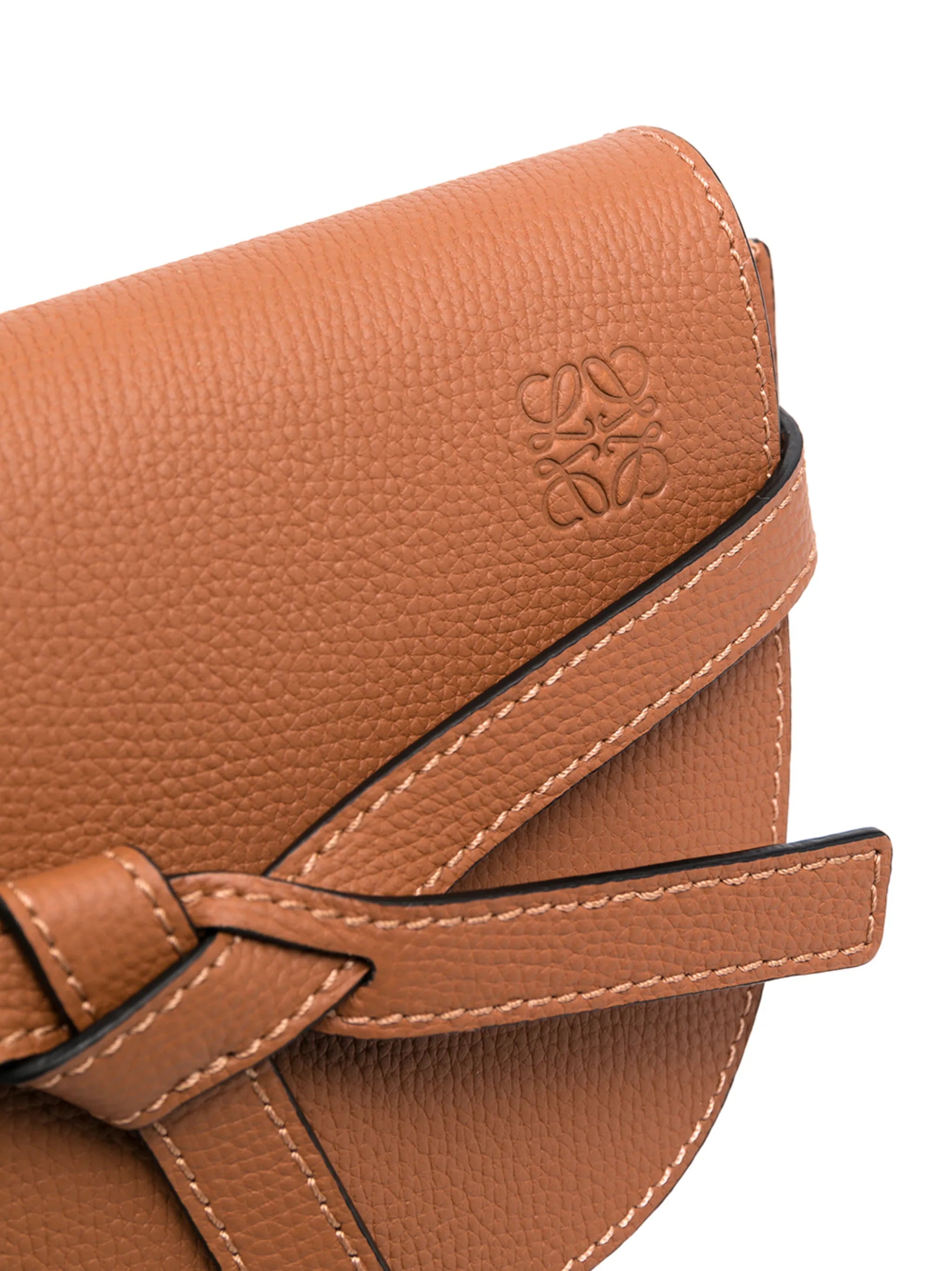 knot-detail debossed-logo crossbody bag