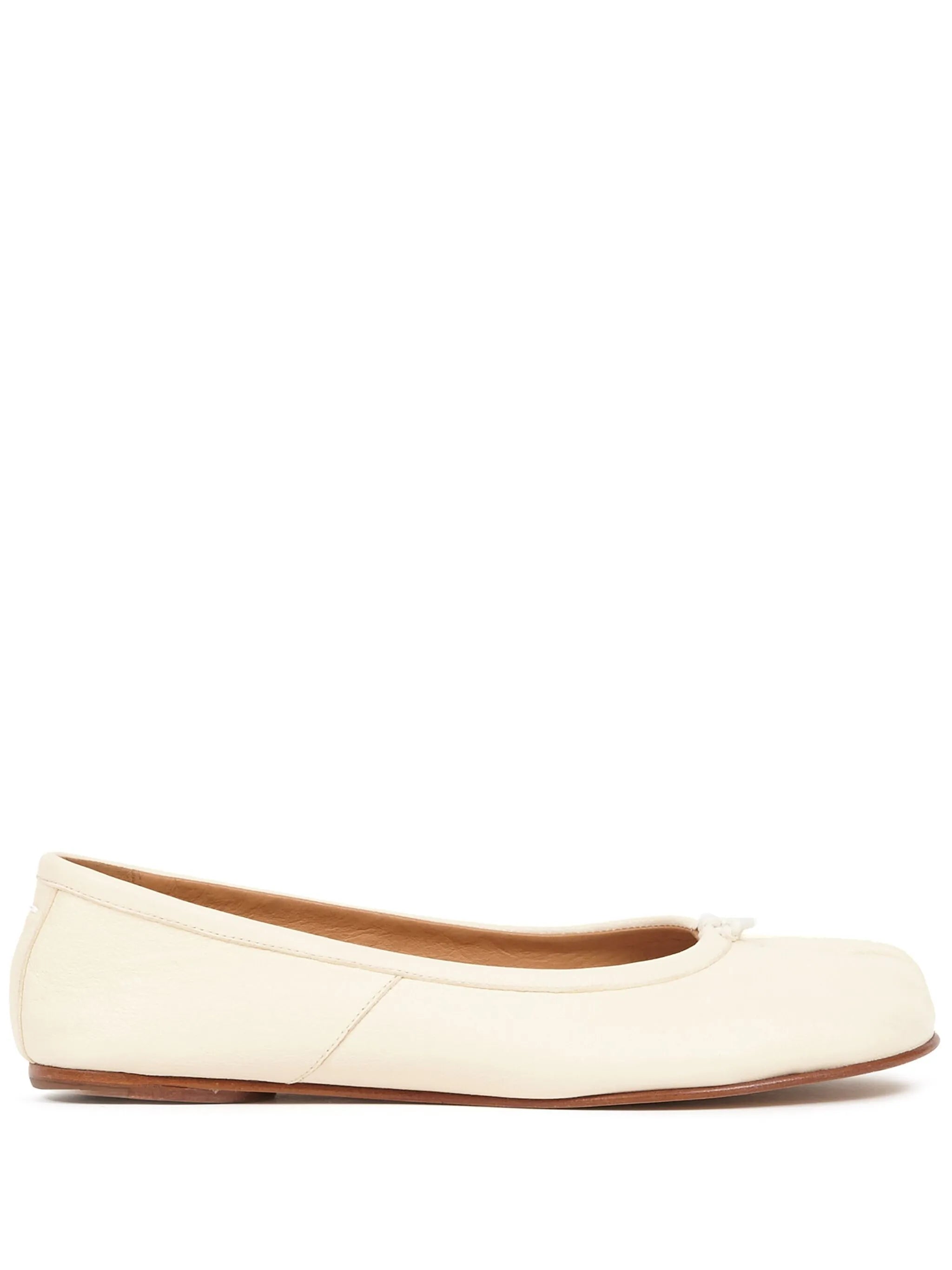 Tabi ballet flats