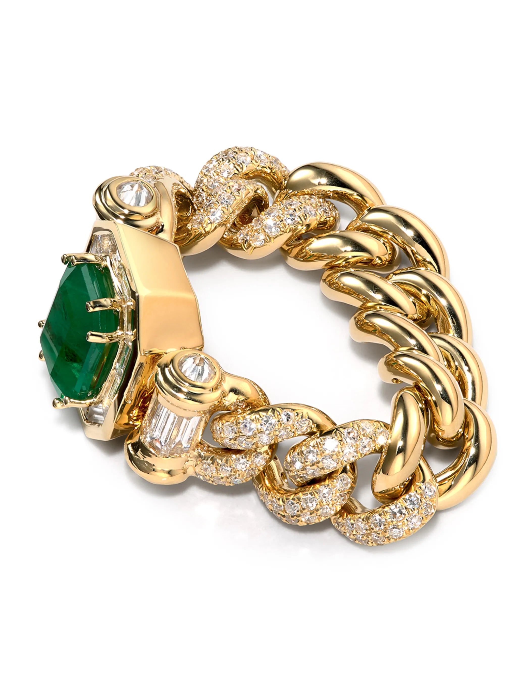 18K yellow gold emerald and diamond ring