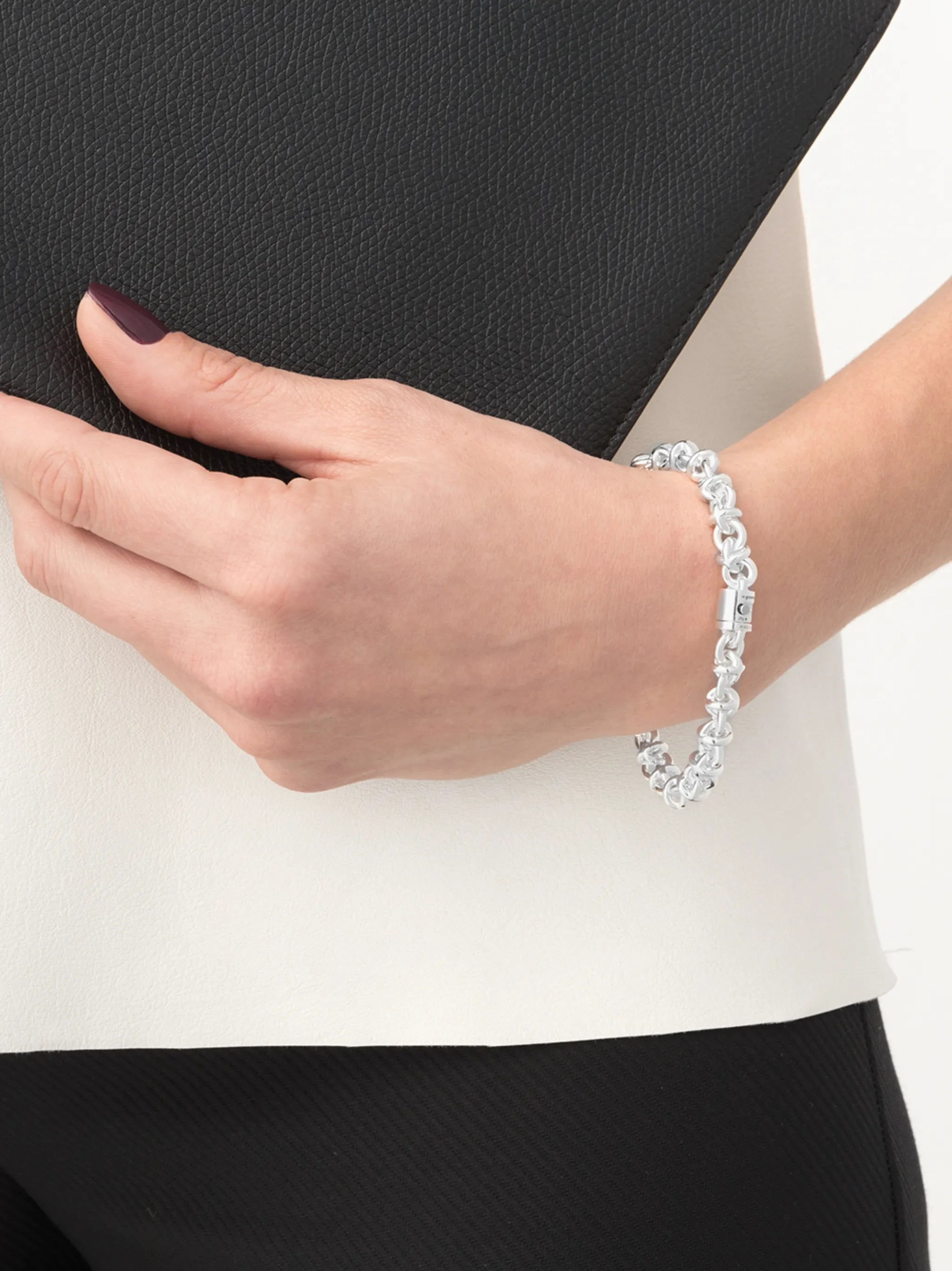 polished entrelacs bracelet