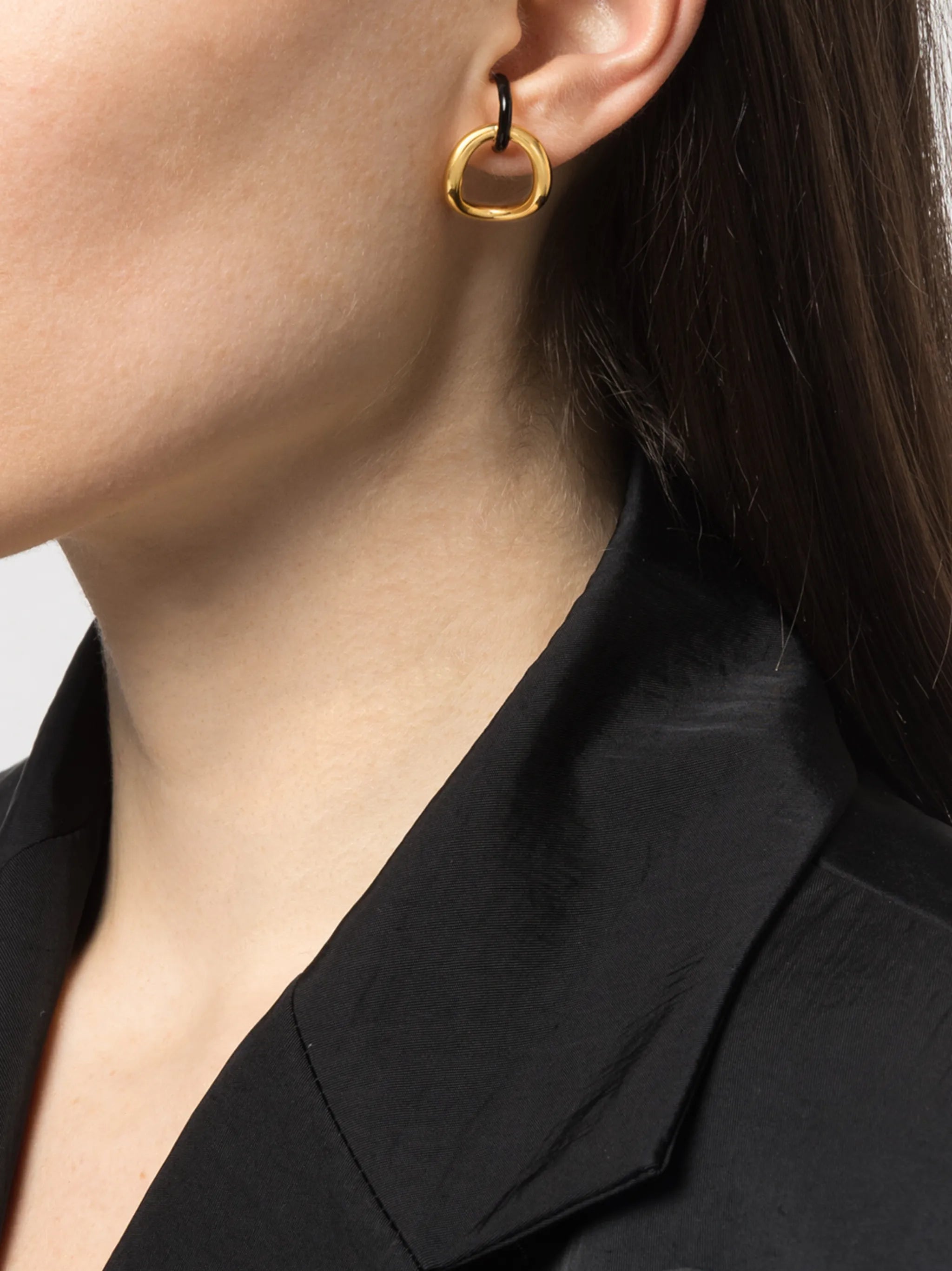 inner-ear hoop earrings