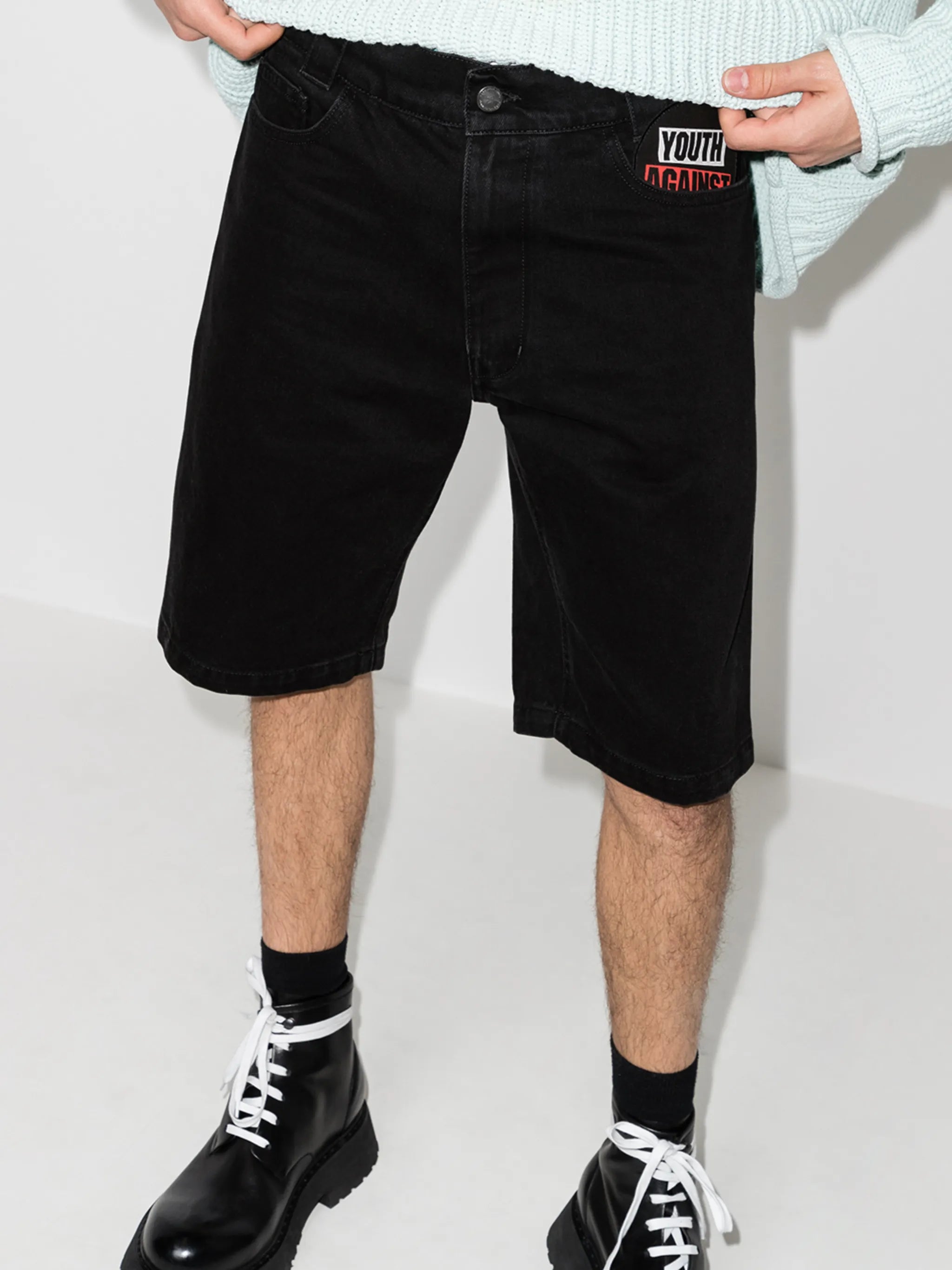 patch straight-leg denim shorts