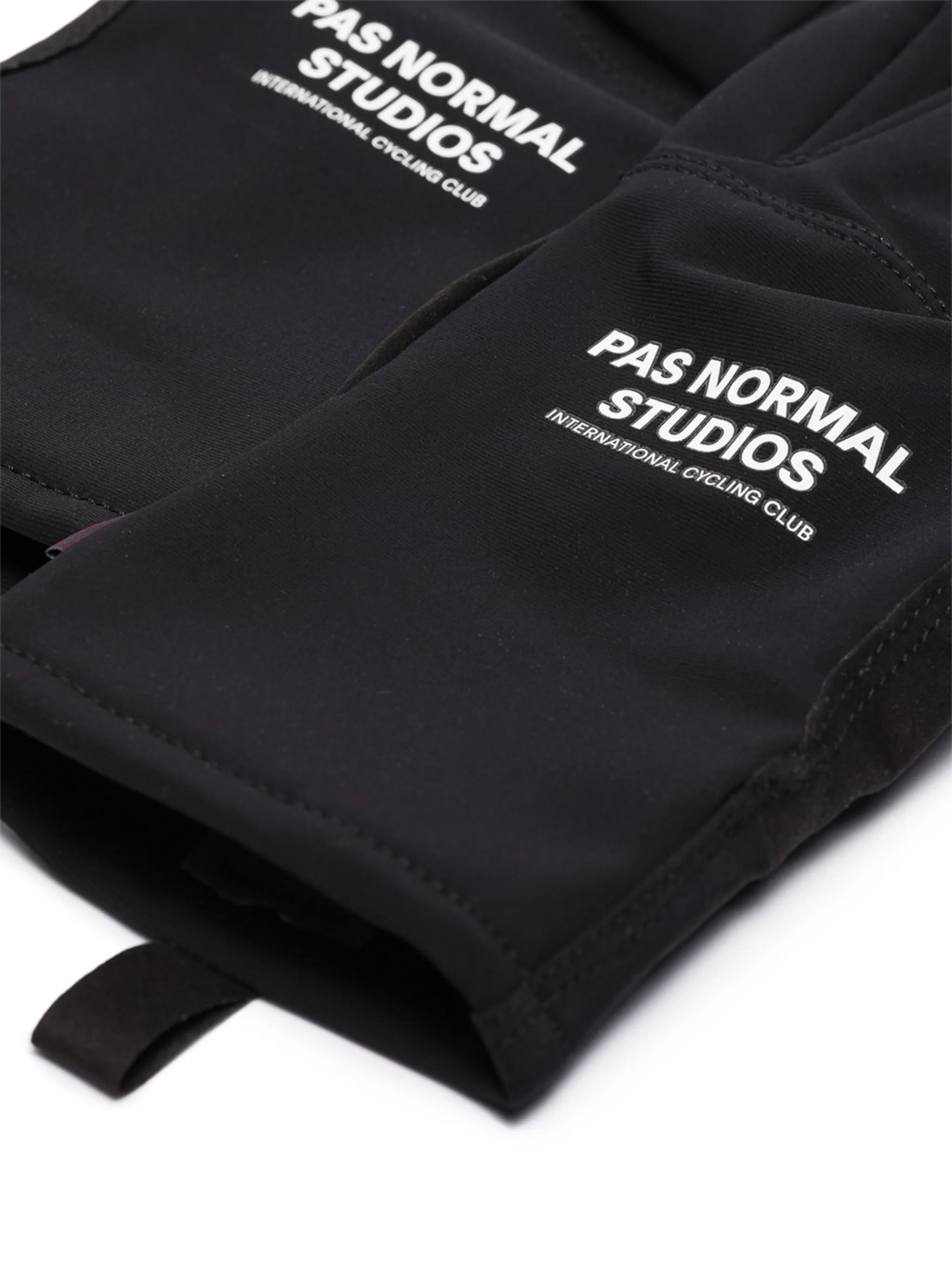 Control cycling gloves