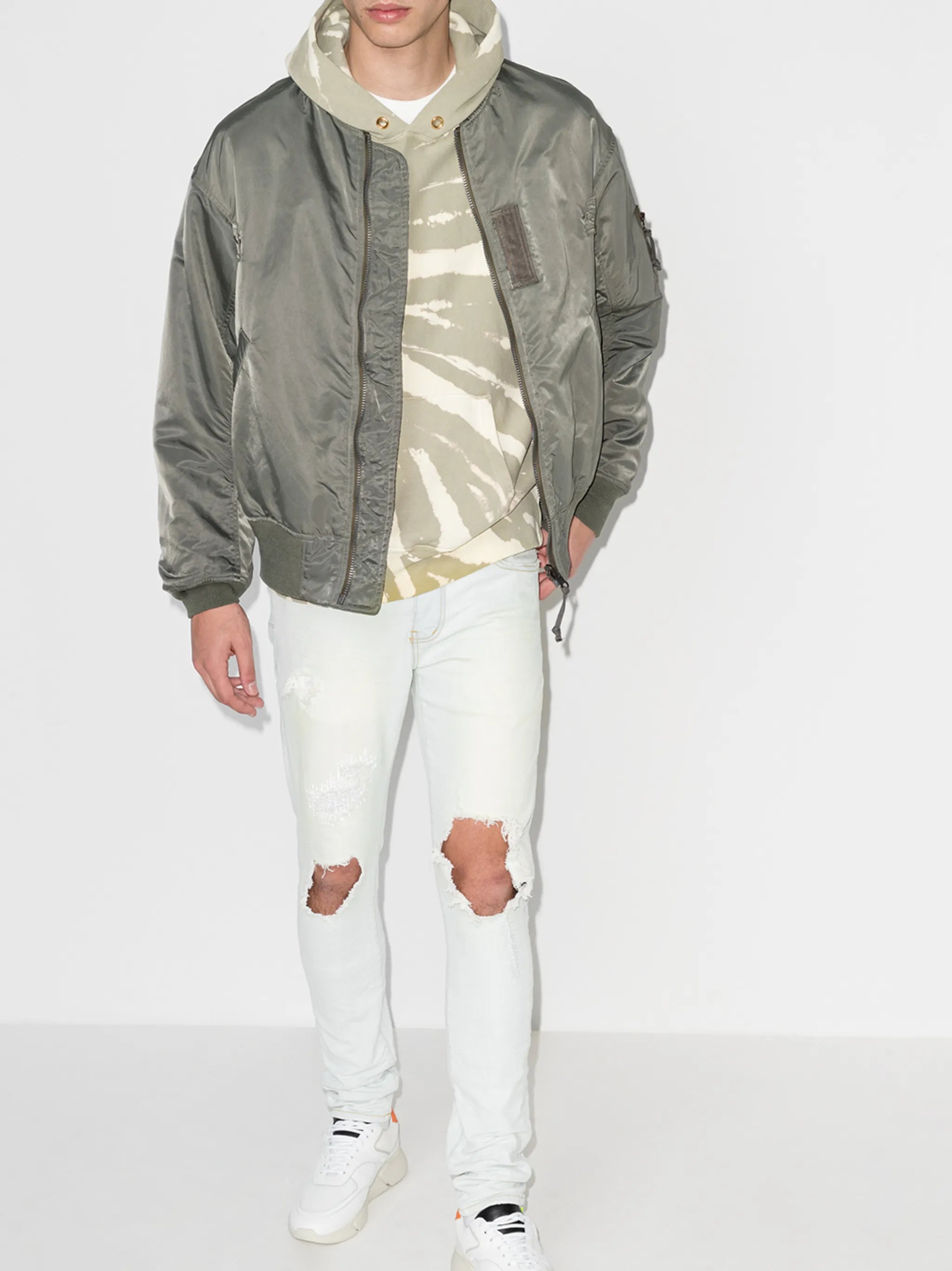 Blowout slim-legged jeans