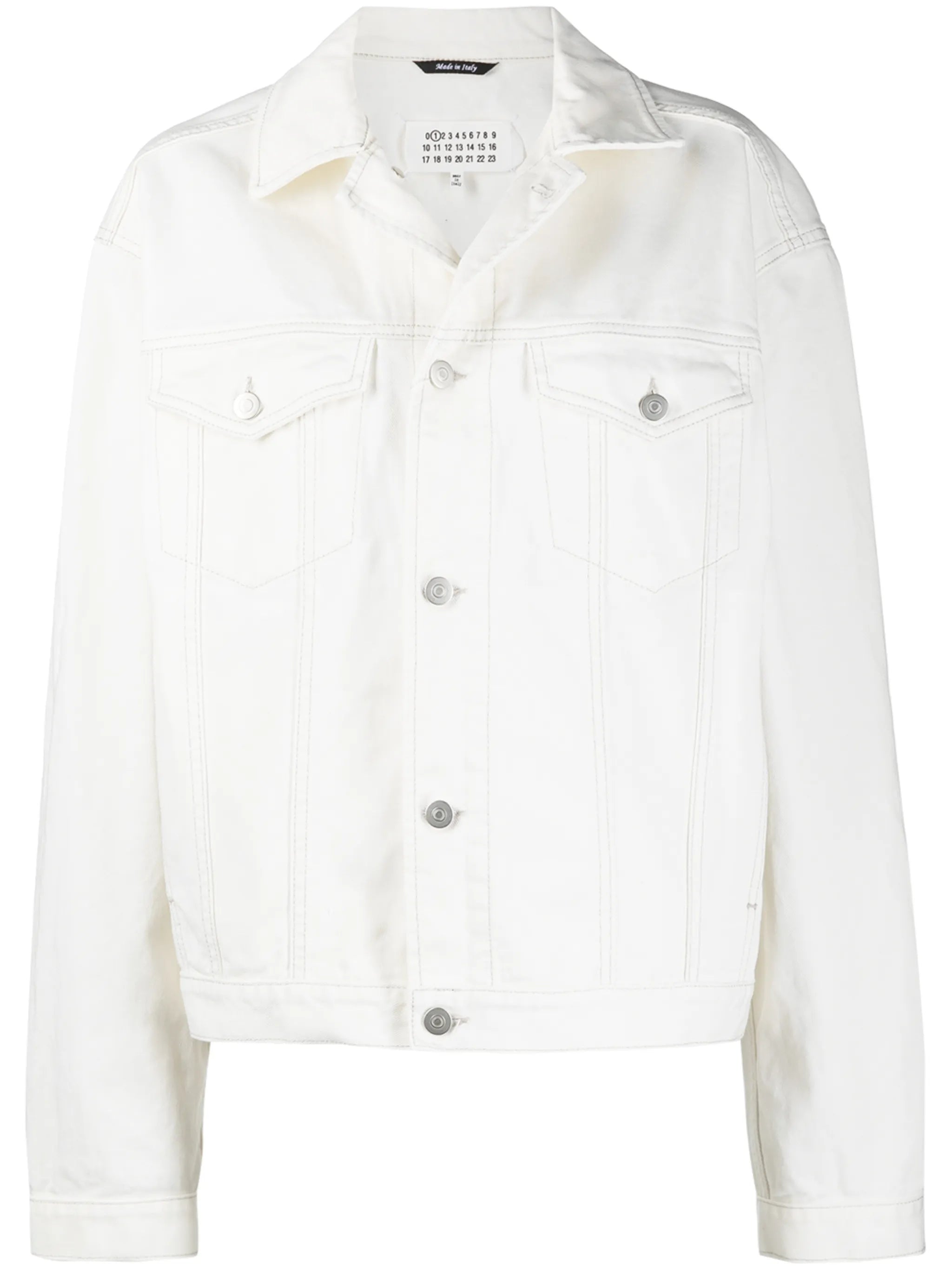 oversized buttoned denim jacket
