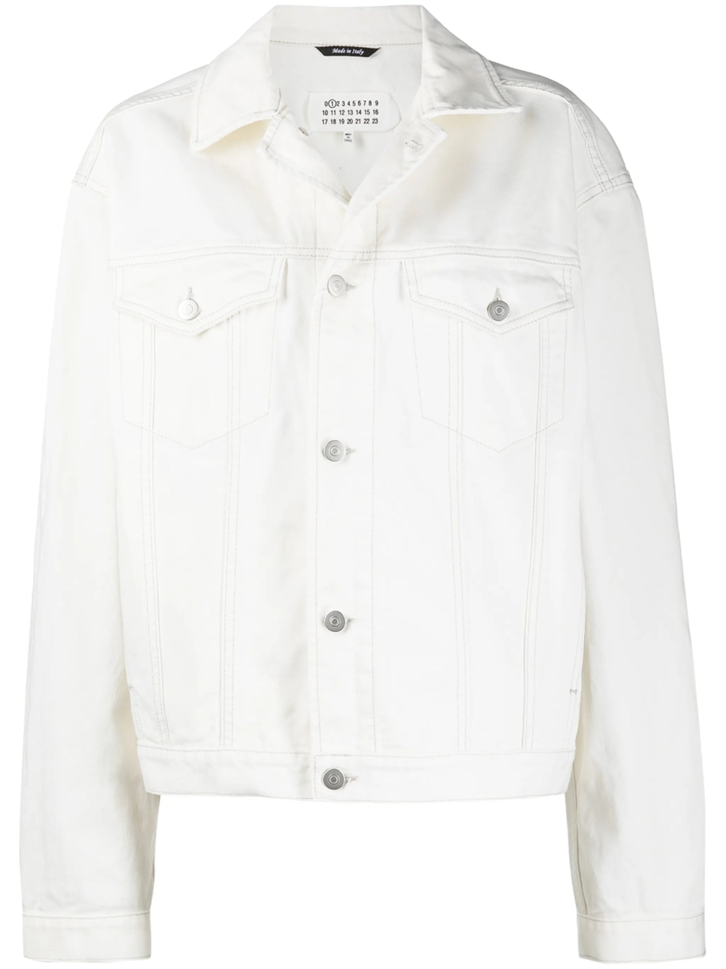 oversized buttoned denim jacket