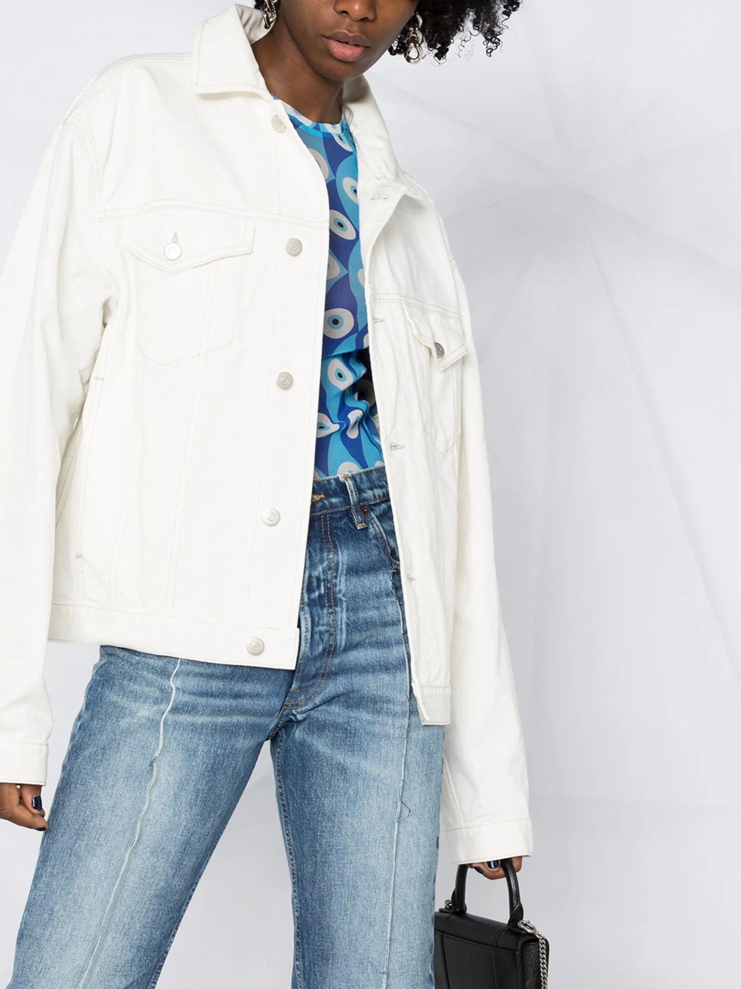 oversized buttoned denim jacket
