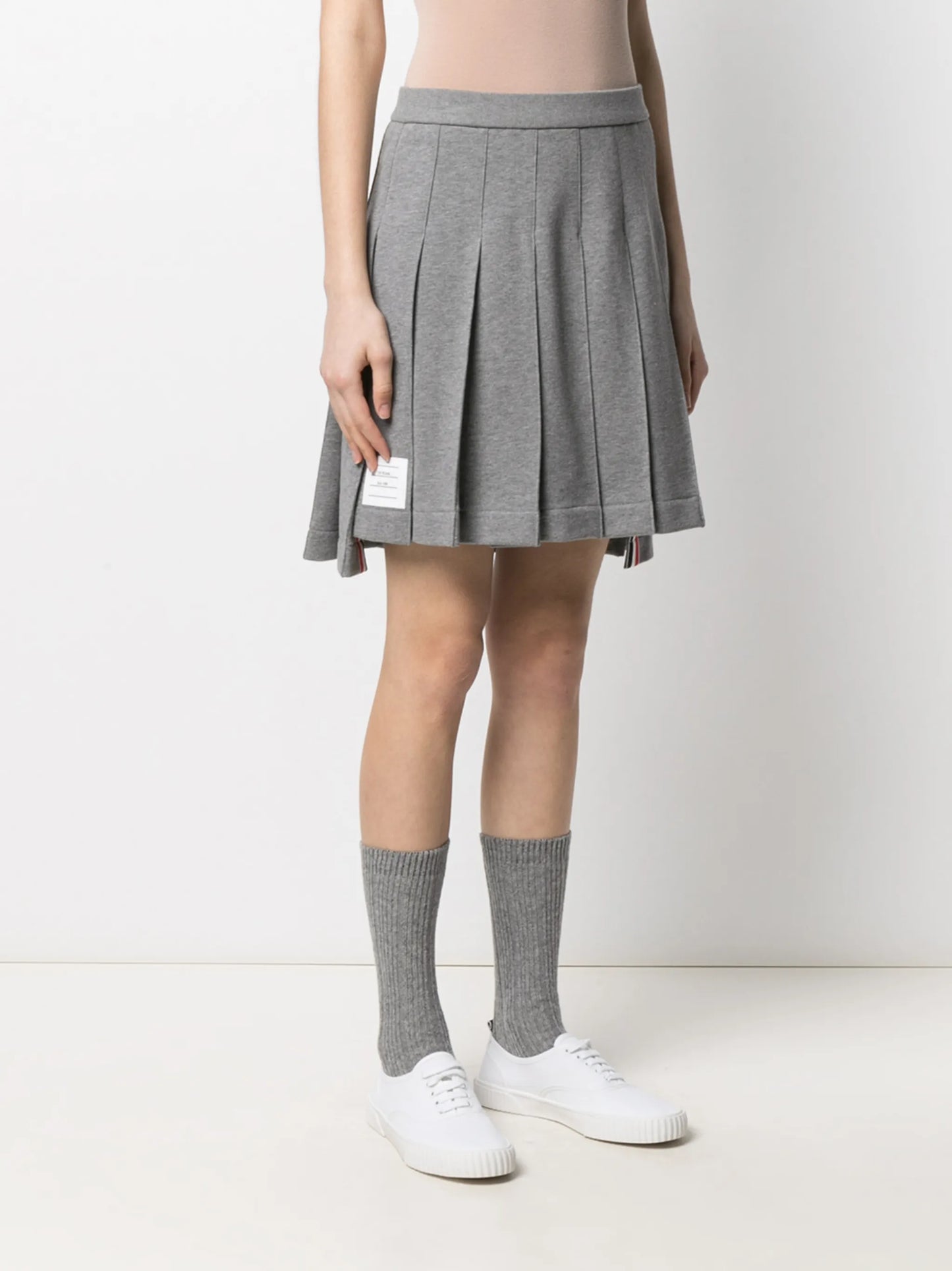 logo patch pleated short skirt
