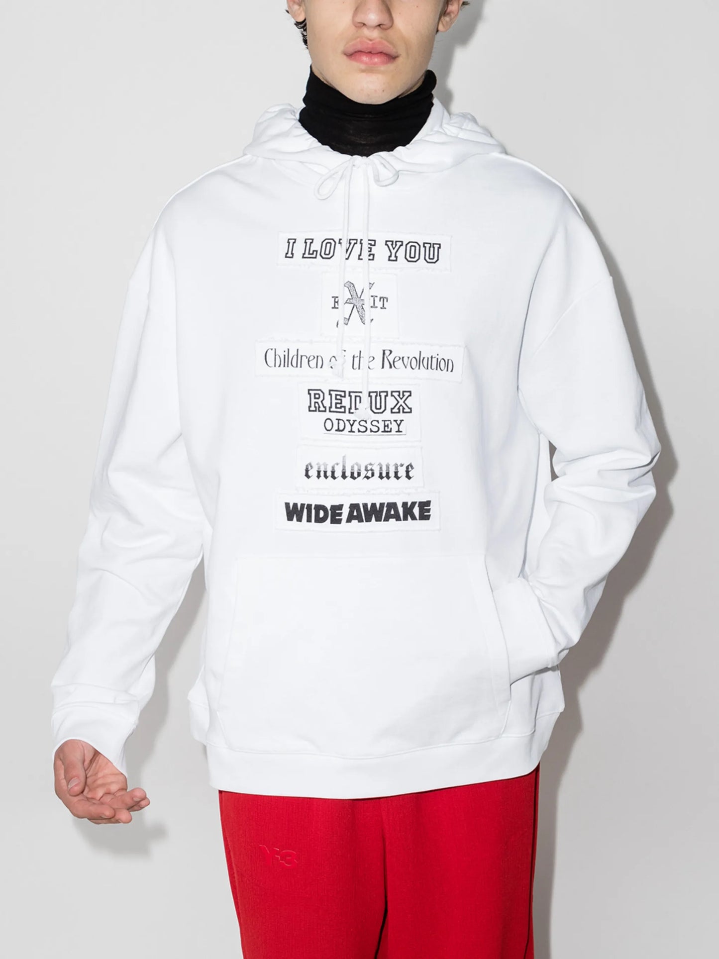 Chest-Print hooded sweatshirt