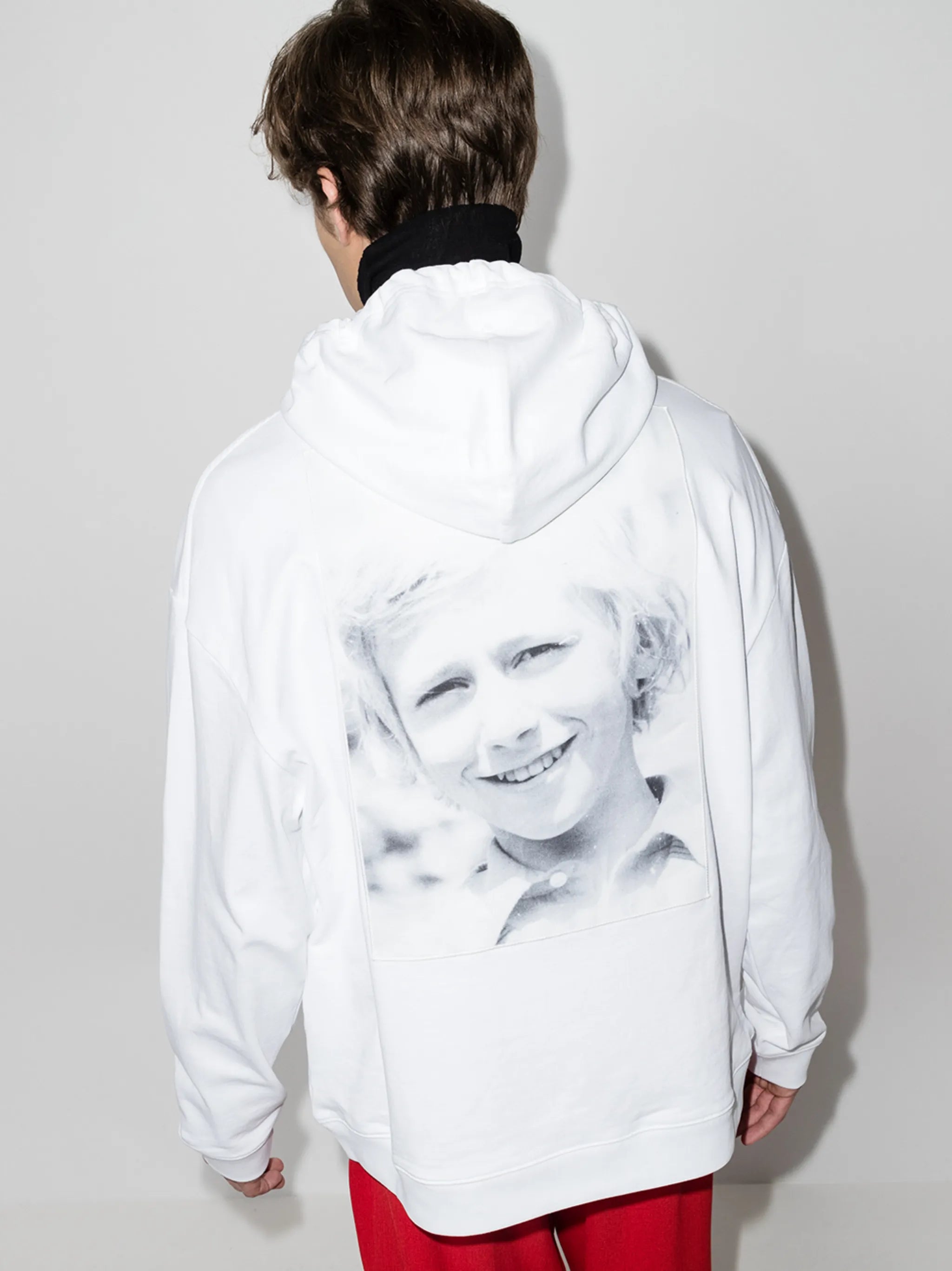 Chest-Print hooded sweatshirt