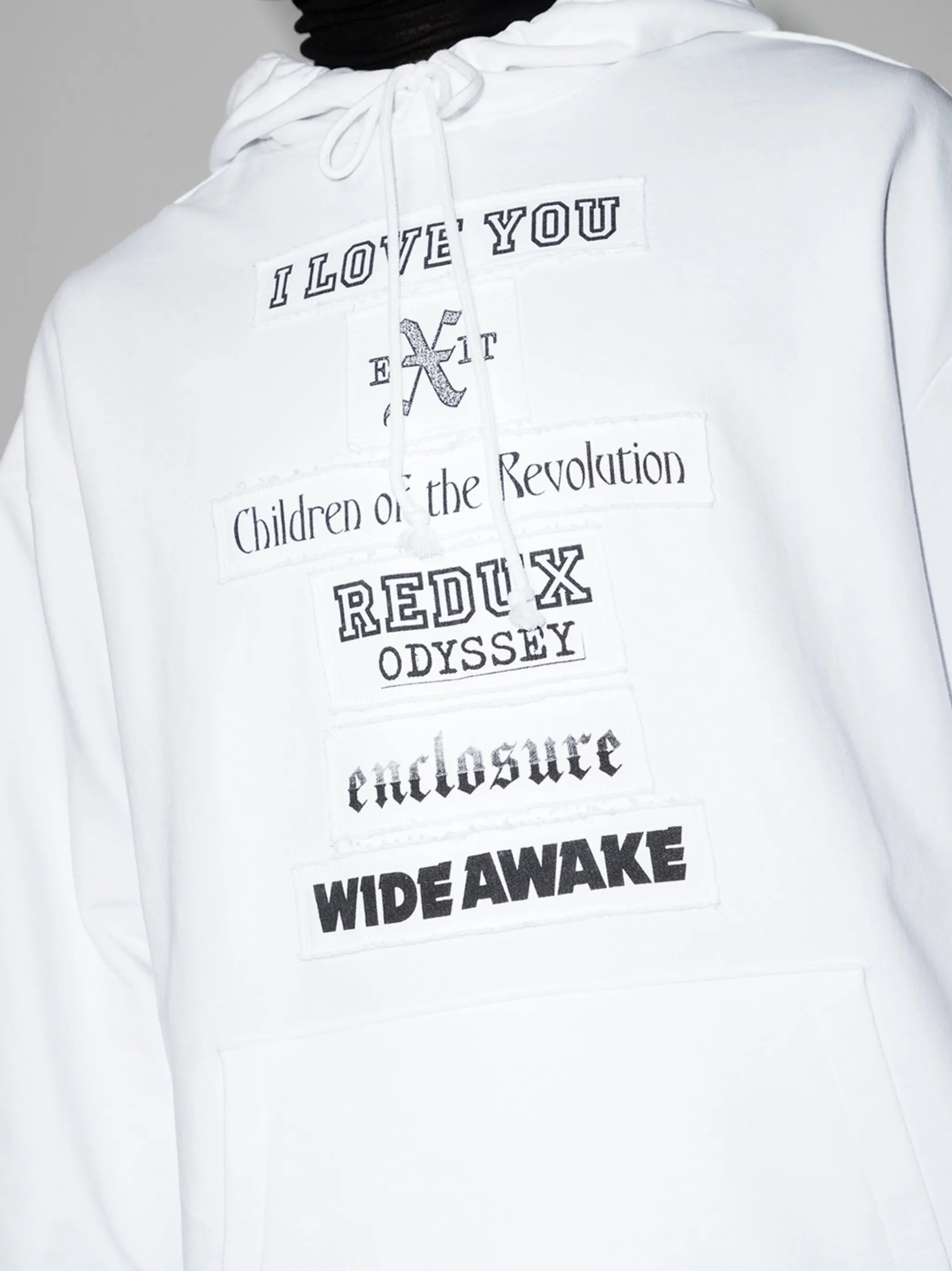 Chest-Print hooded sweatshirt