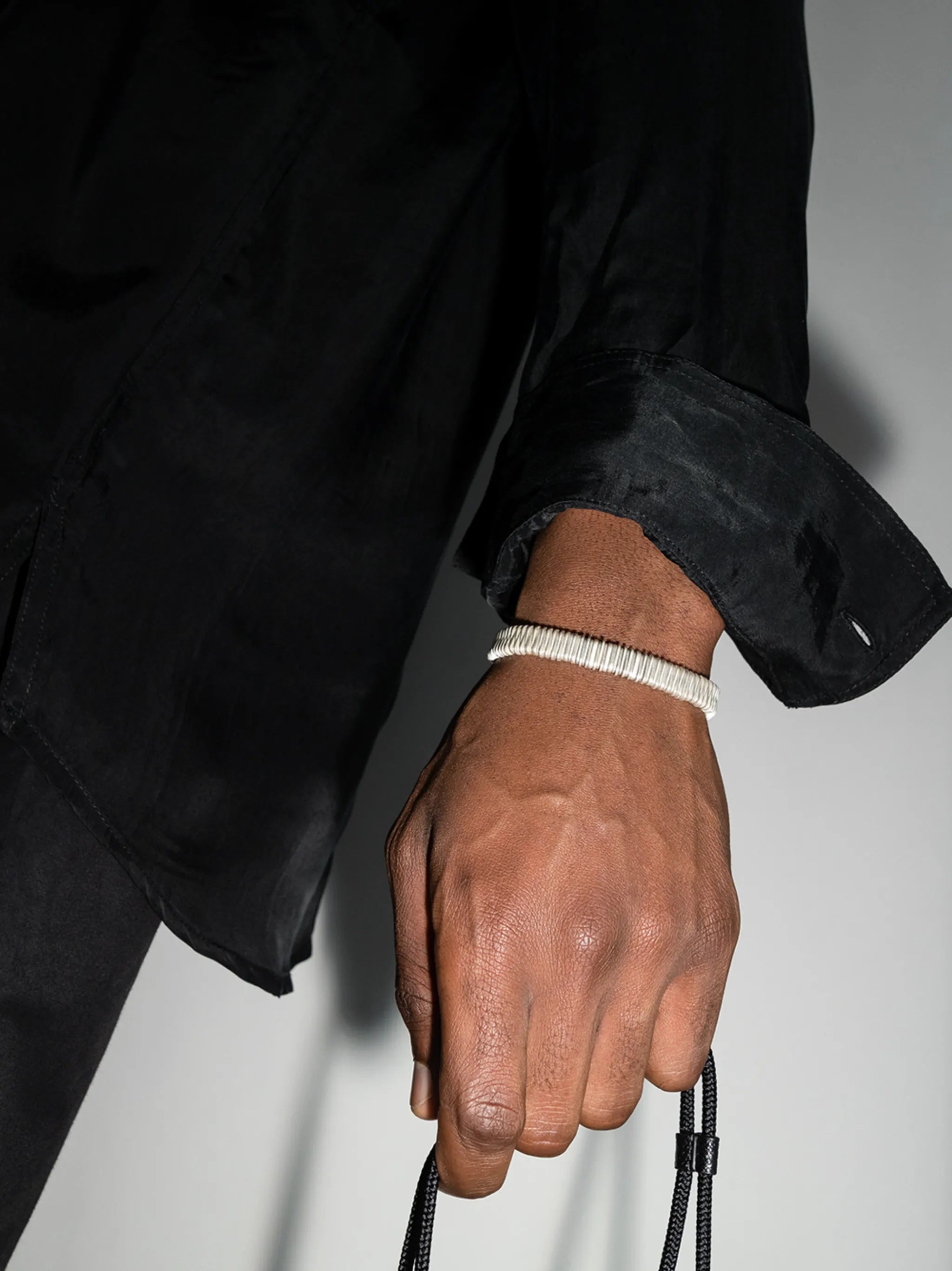 The Large Zig bracelet